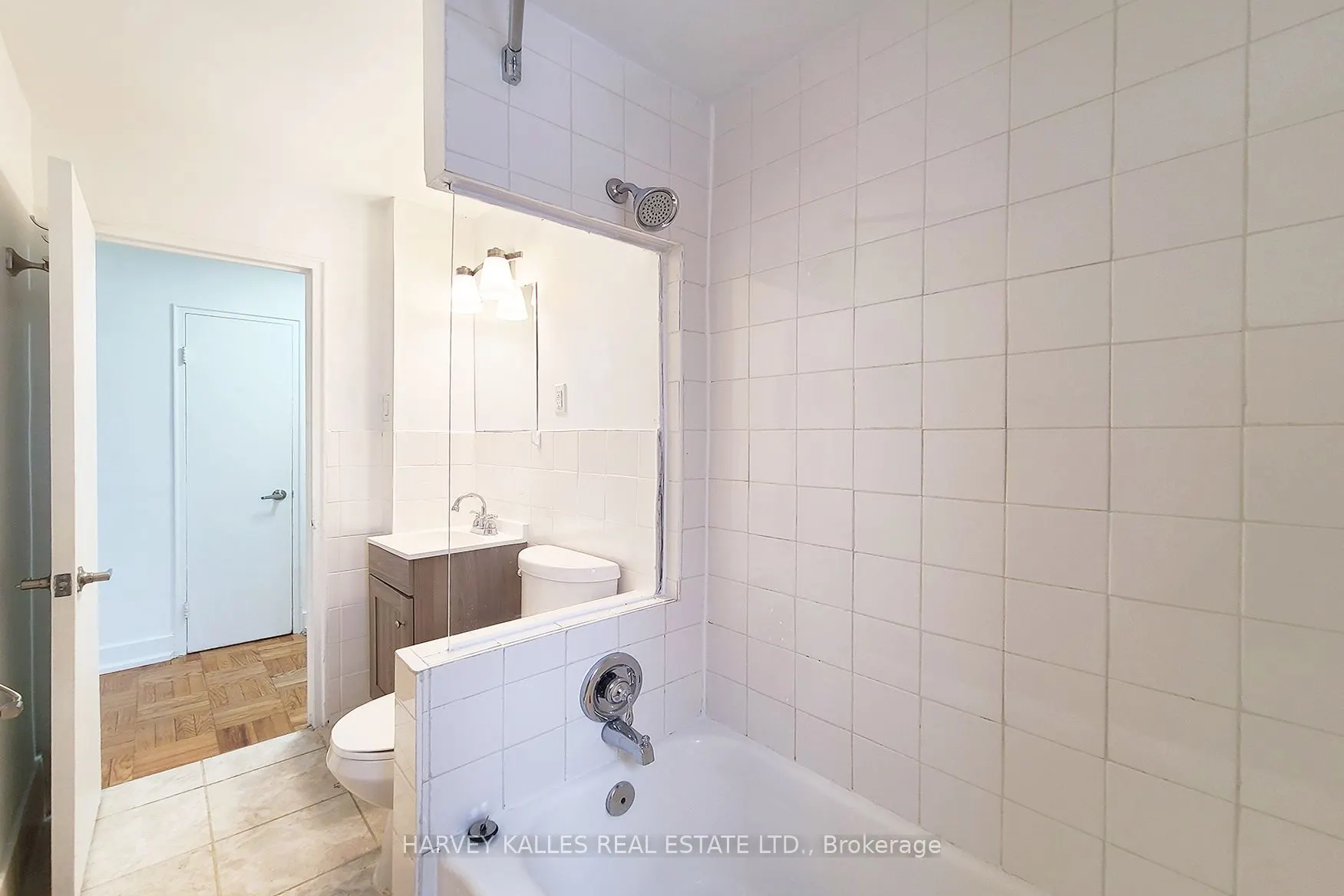 285 Park Lawn Road, #203