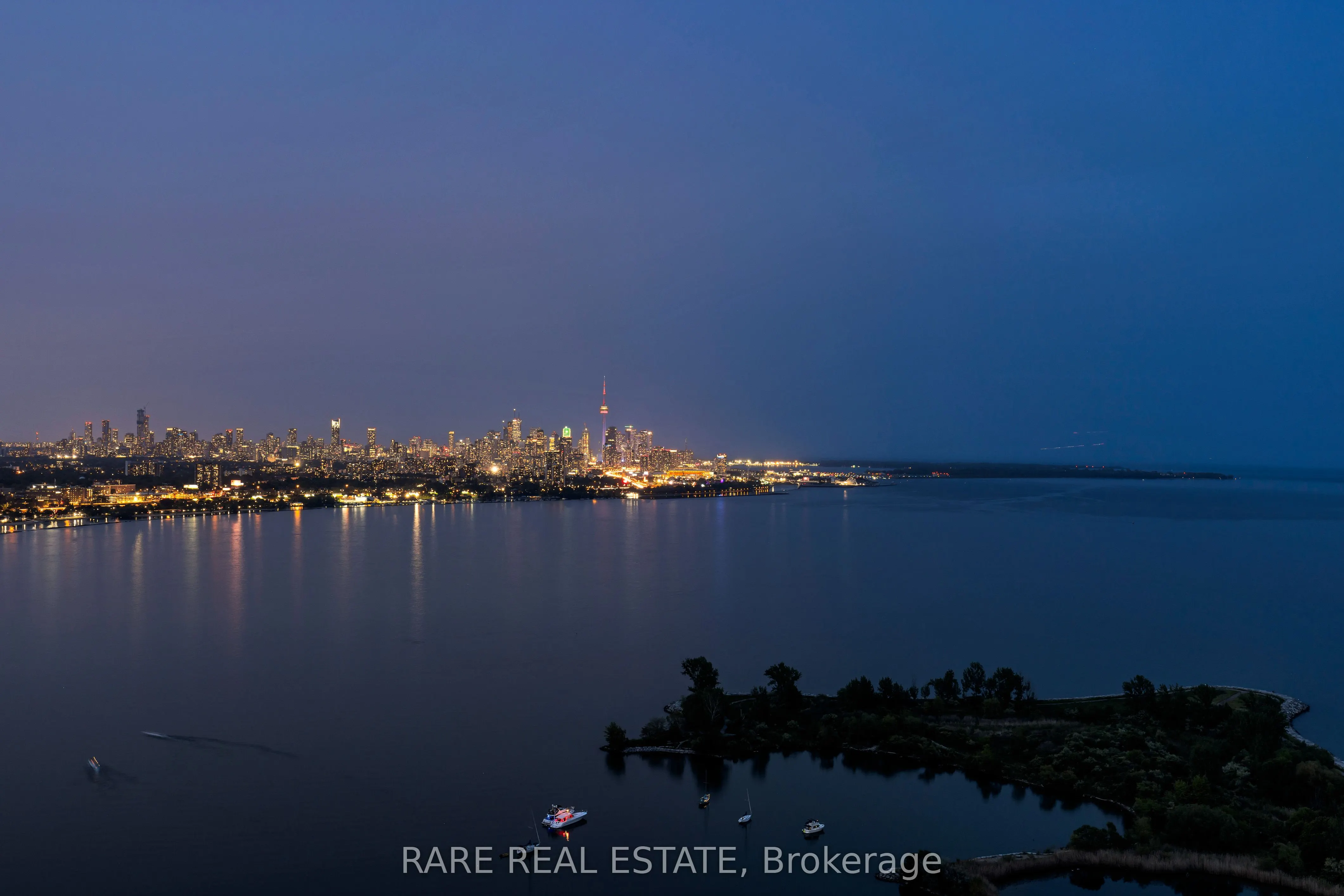 33 Shore Breeze Drive, #UPH4103