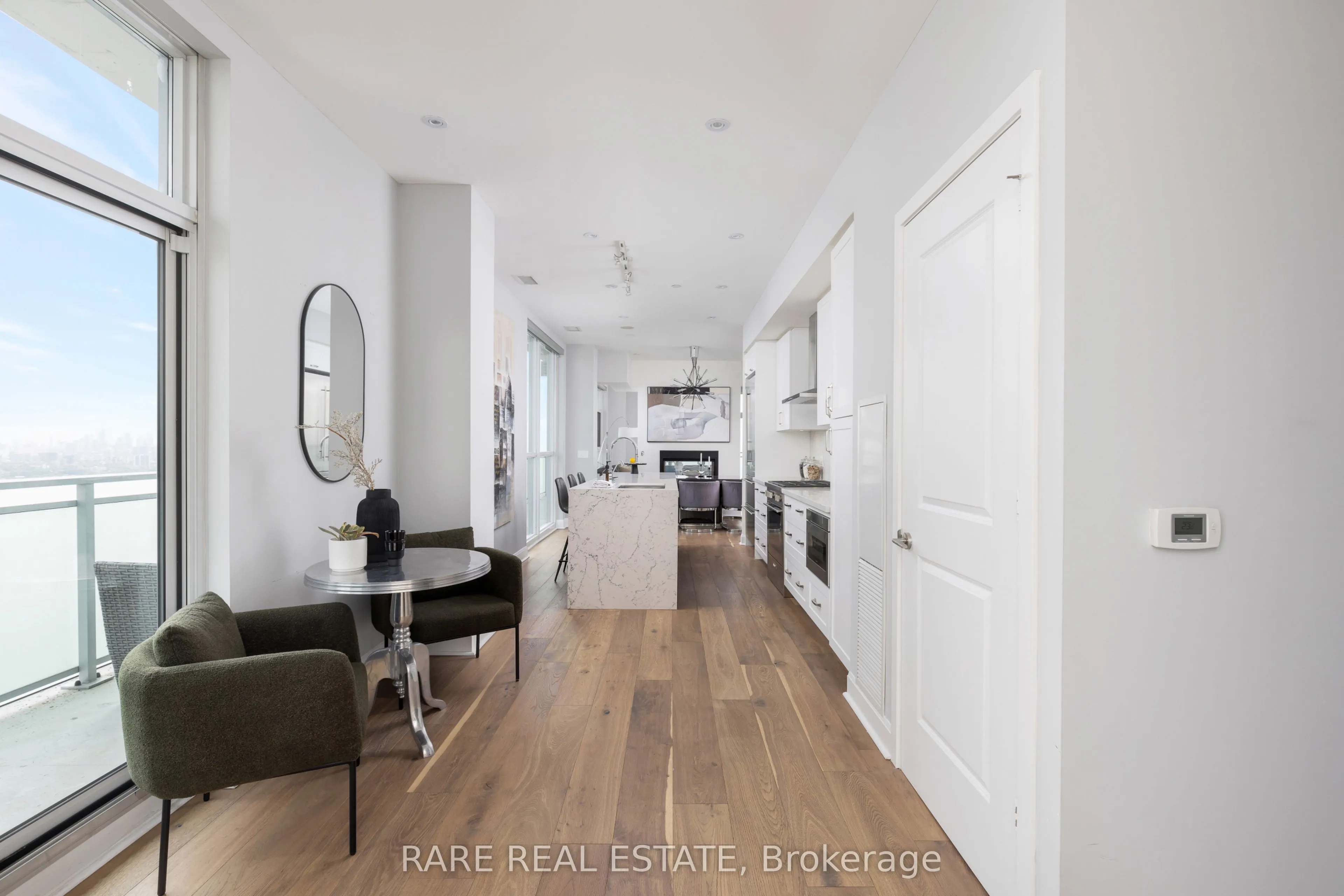 33 Shore Breeze Drive, #UPH4103