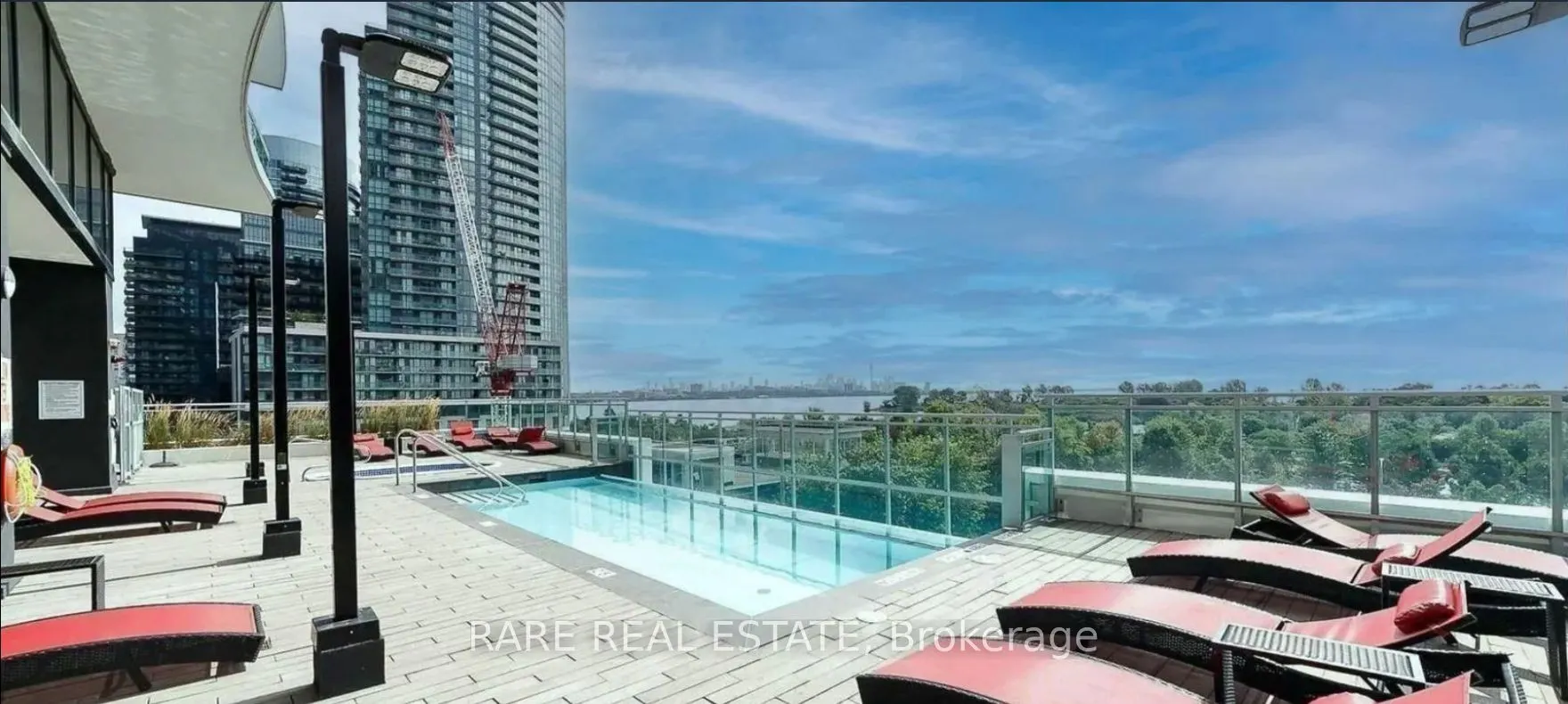 33 Shore Breeze Drive, #UPH4103