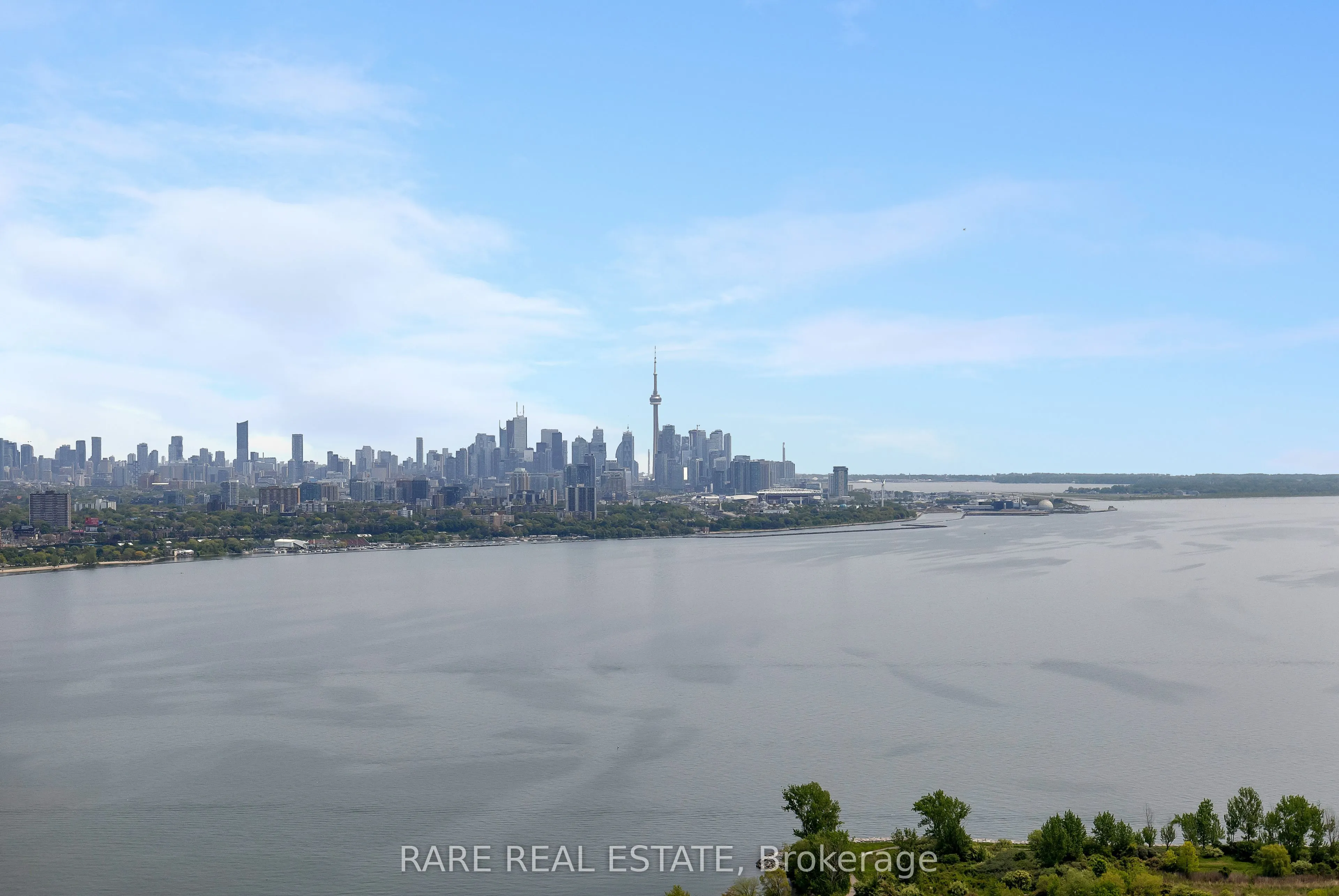33 Shore Breeze Drive, #UPH4103