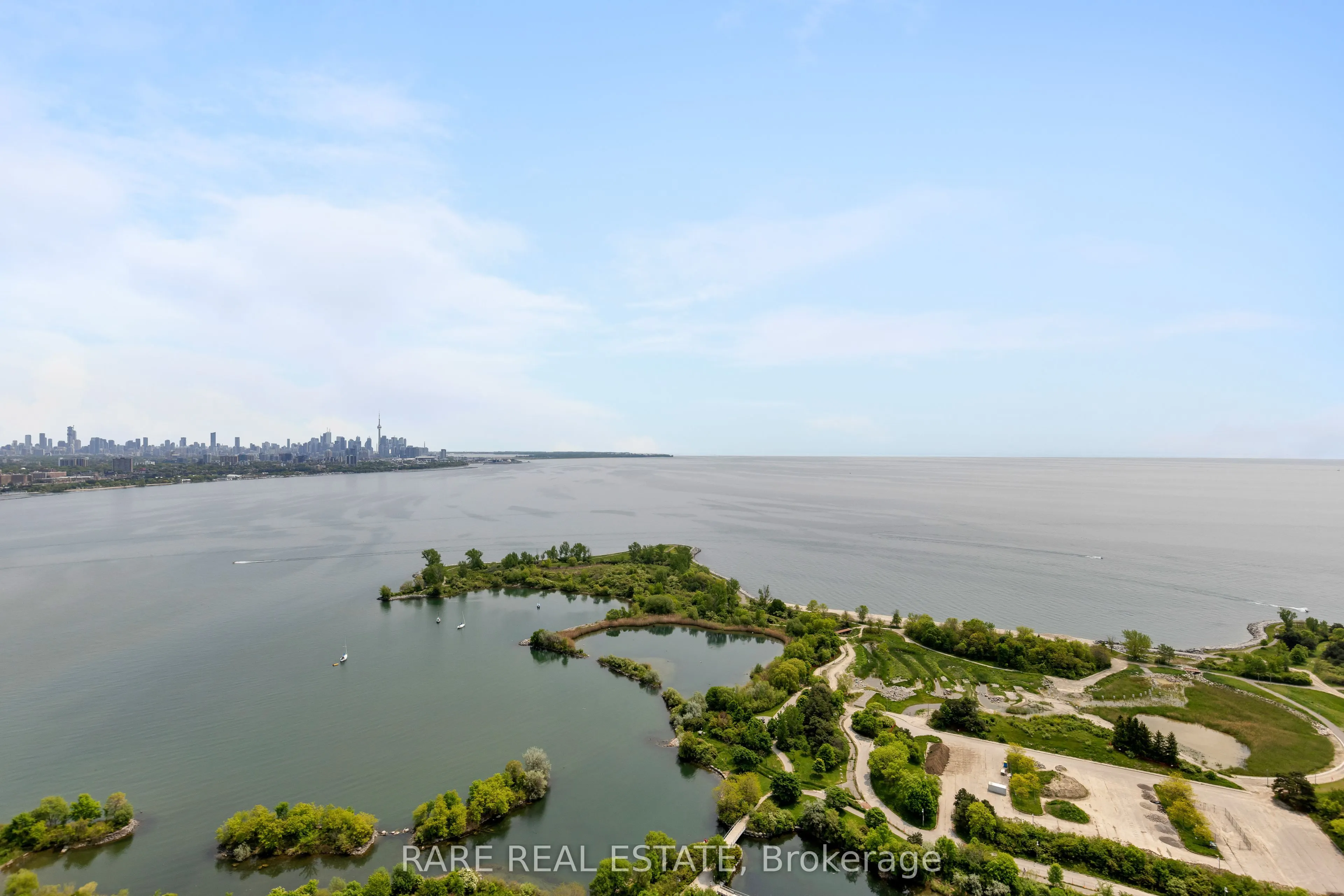 33 Shore Breeze Drive, #UPH4103