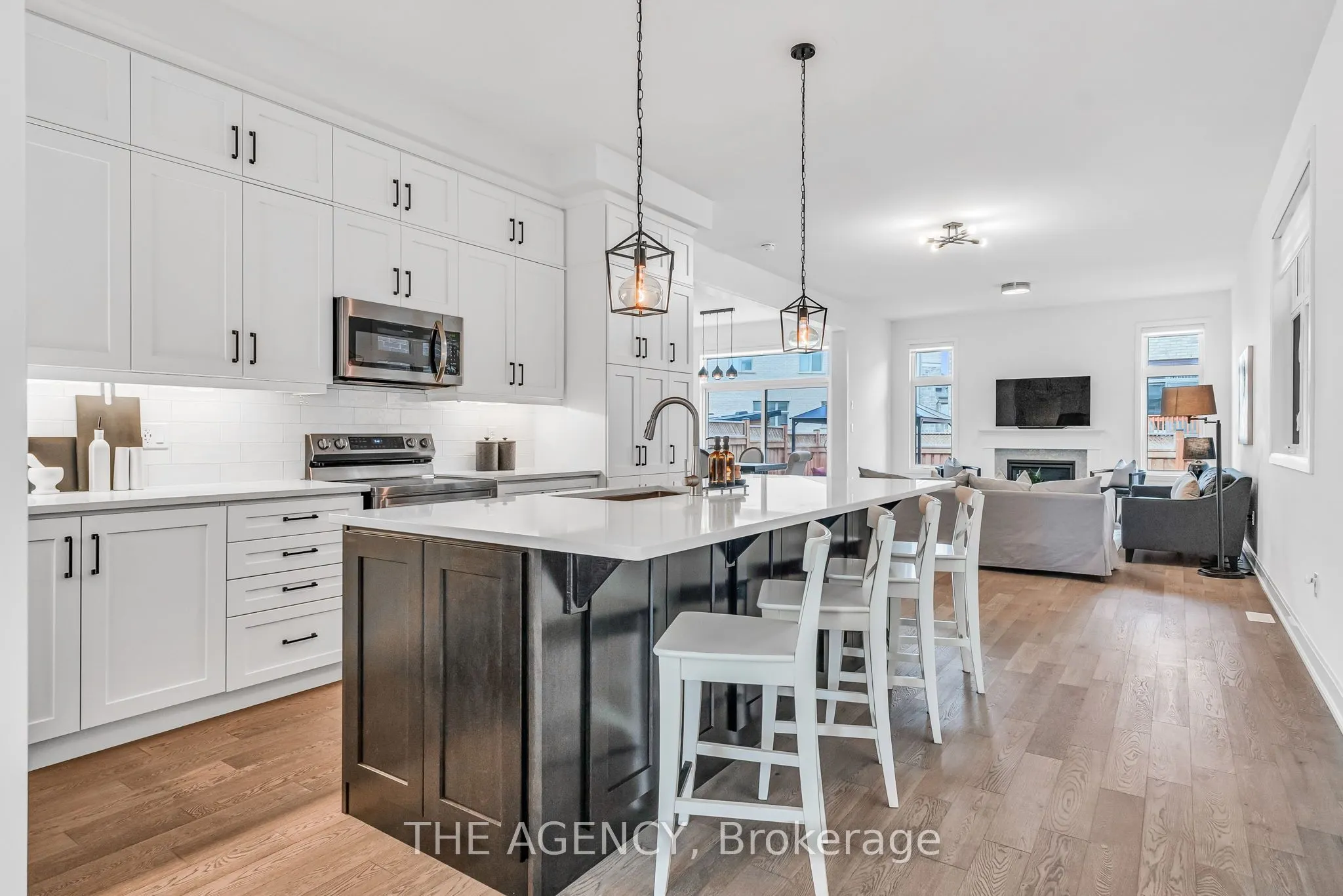 3045 William Cutmore Boulevard