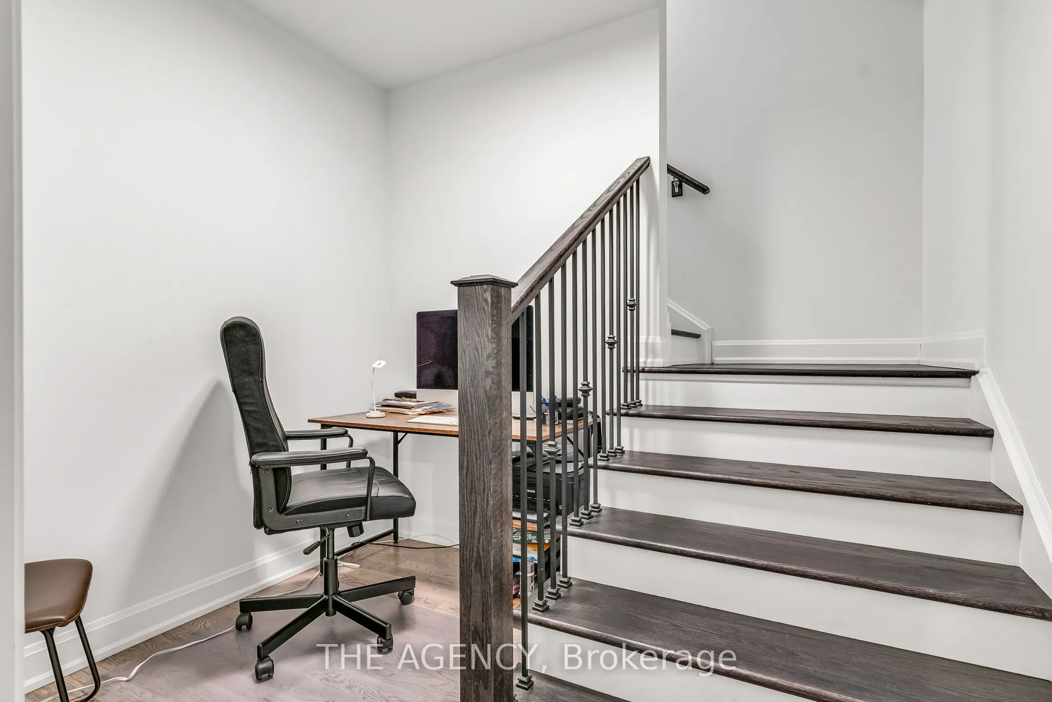 3045 William Cutmore Boulevard