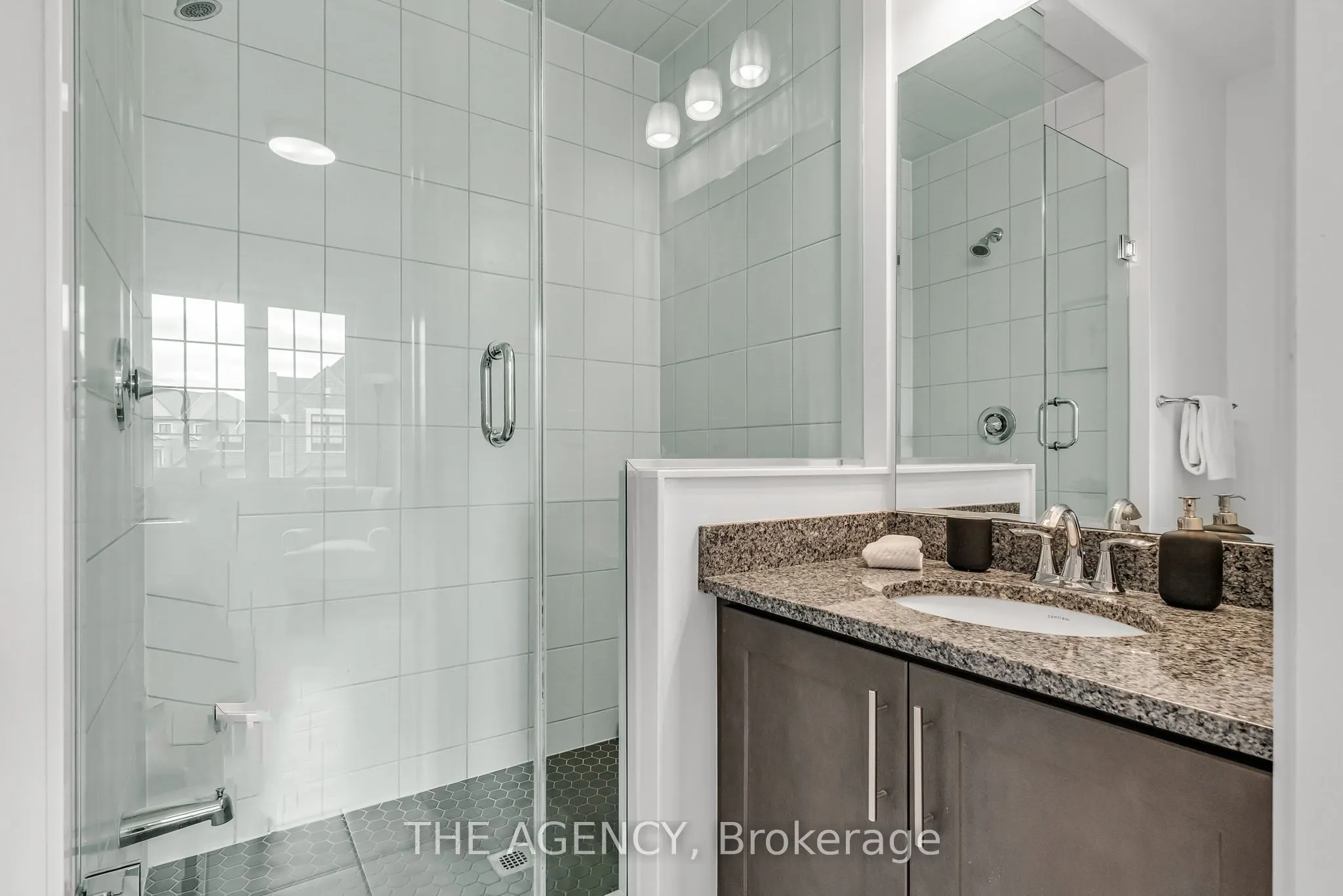 3045 William Cutmore Boulevard