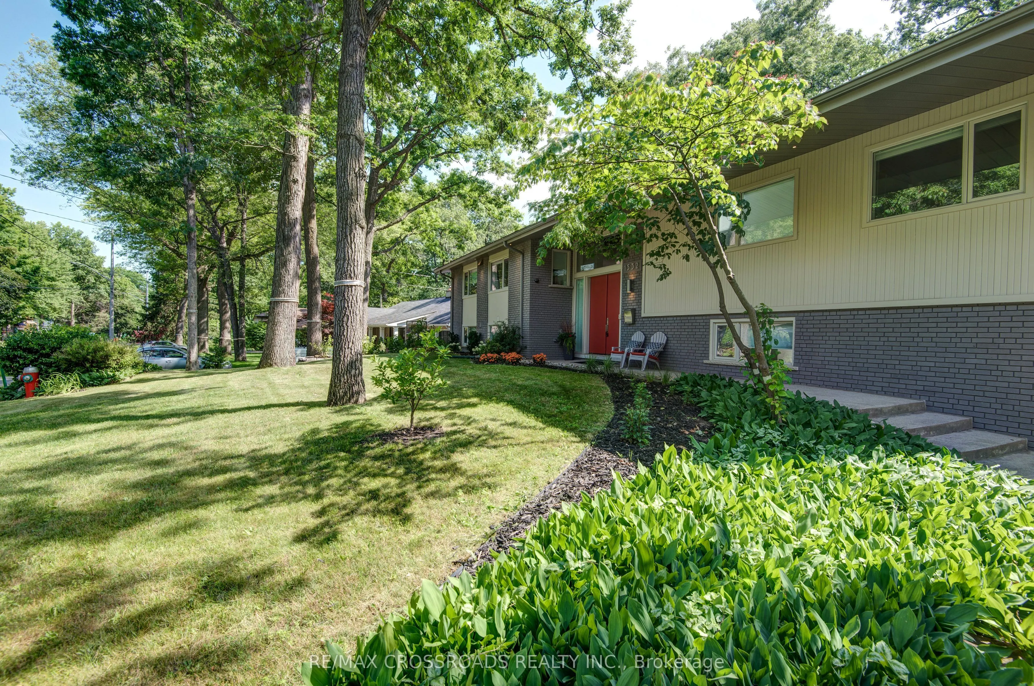 1532 Merrow Road