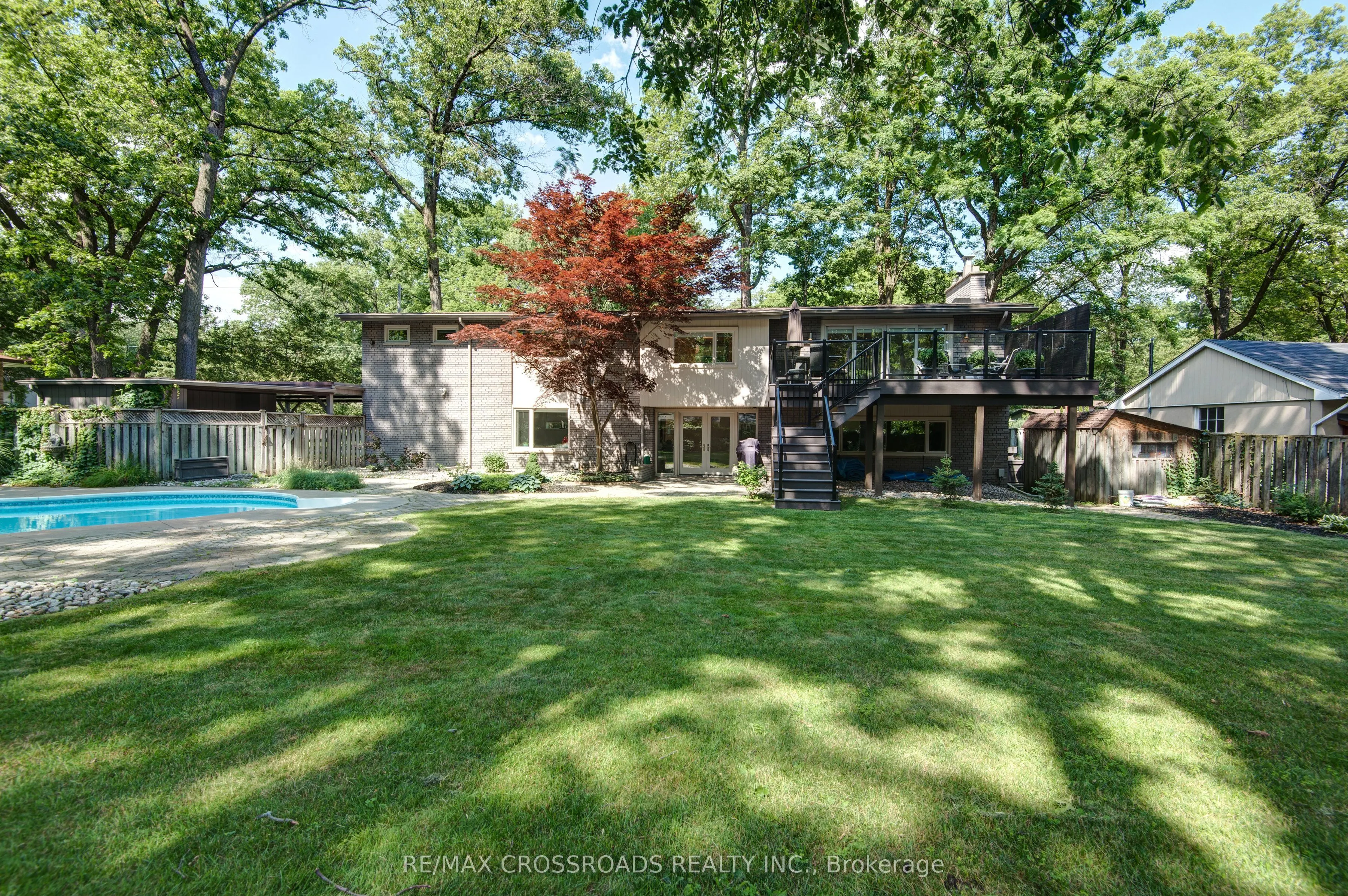 1532 Merrow Road