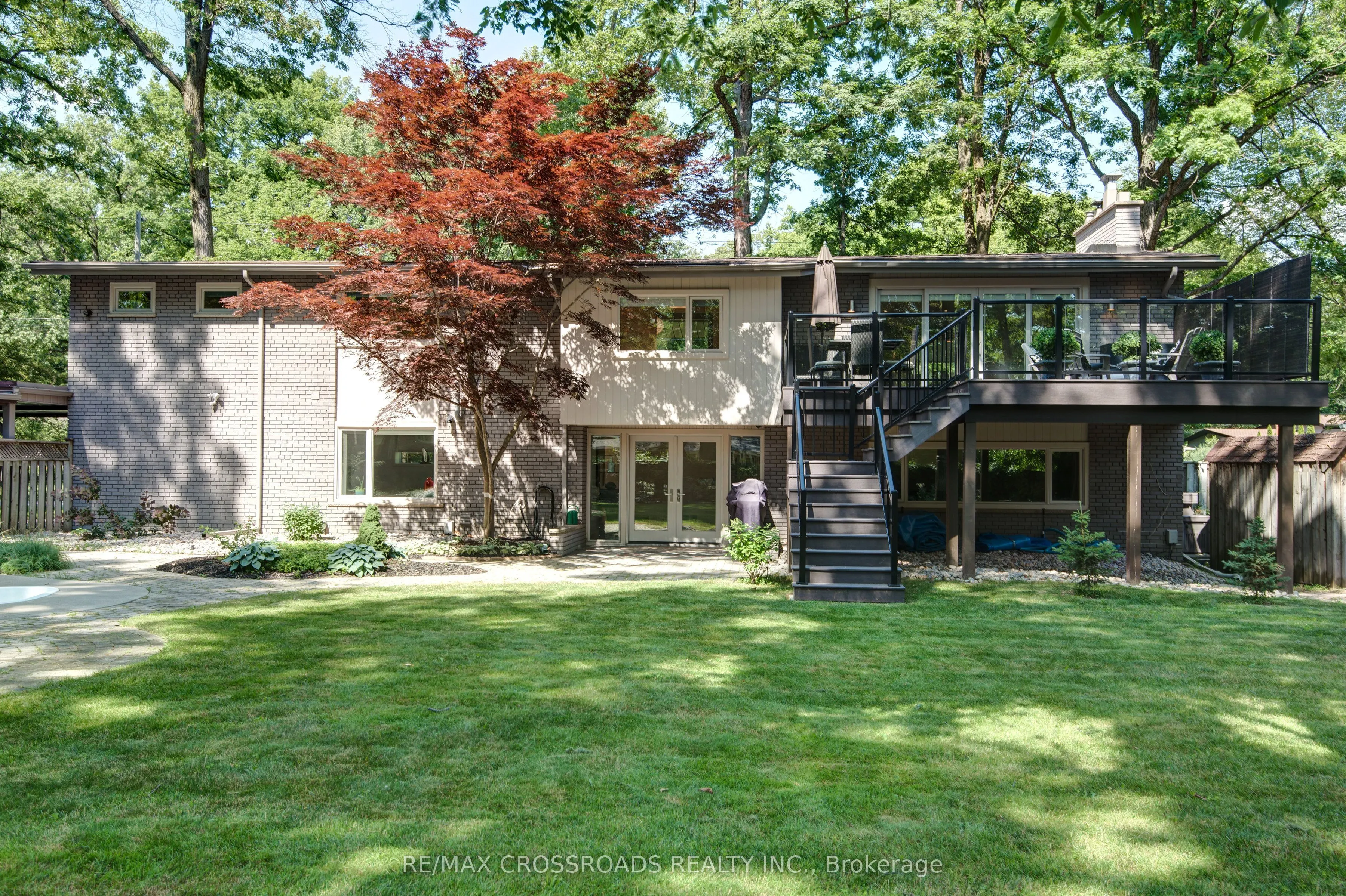 1532 Merrow Road