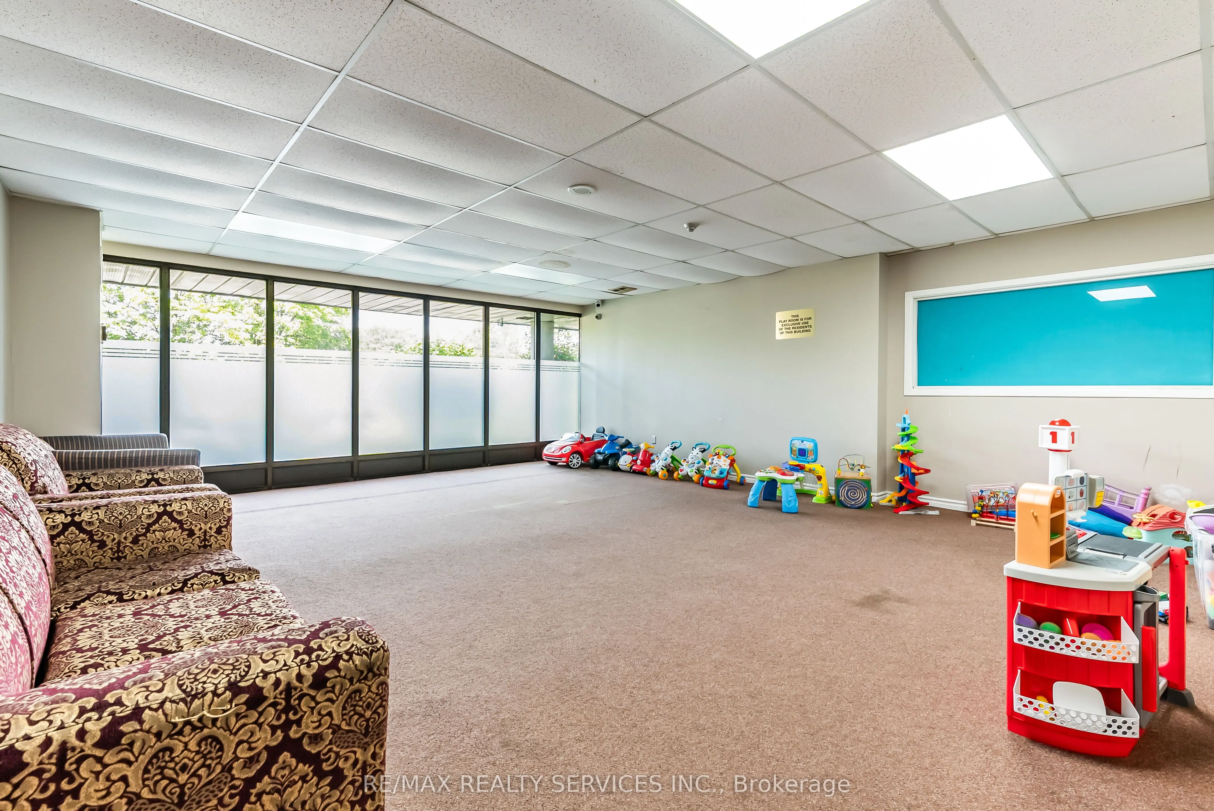 21 Markbrook Lane N, #306
