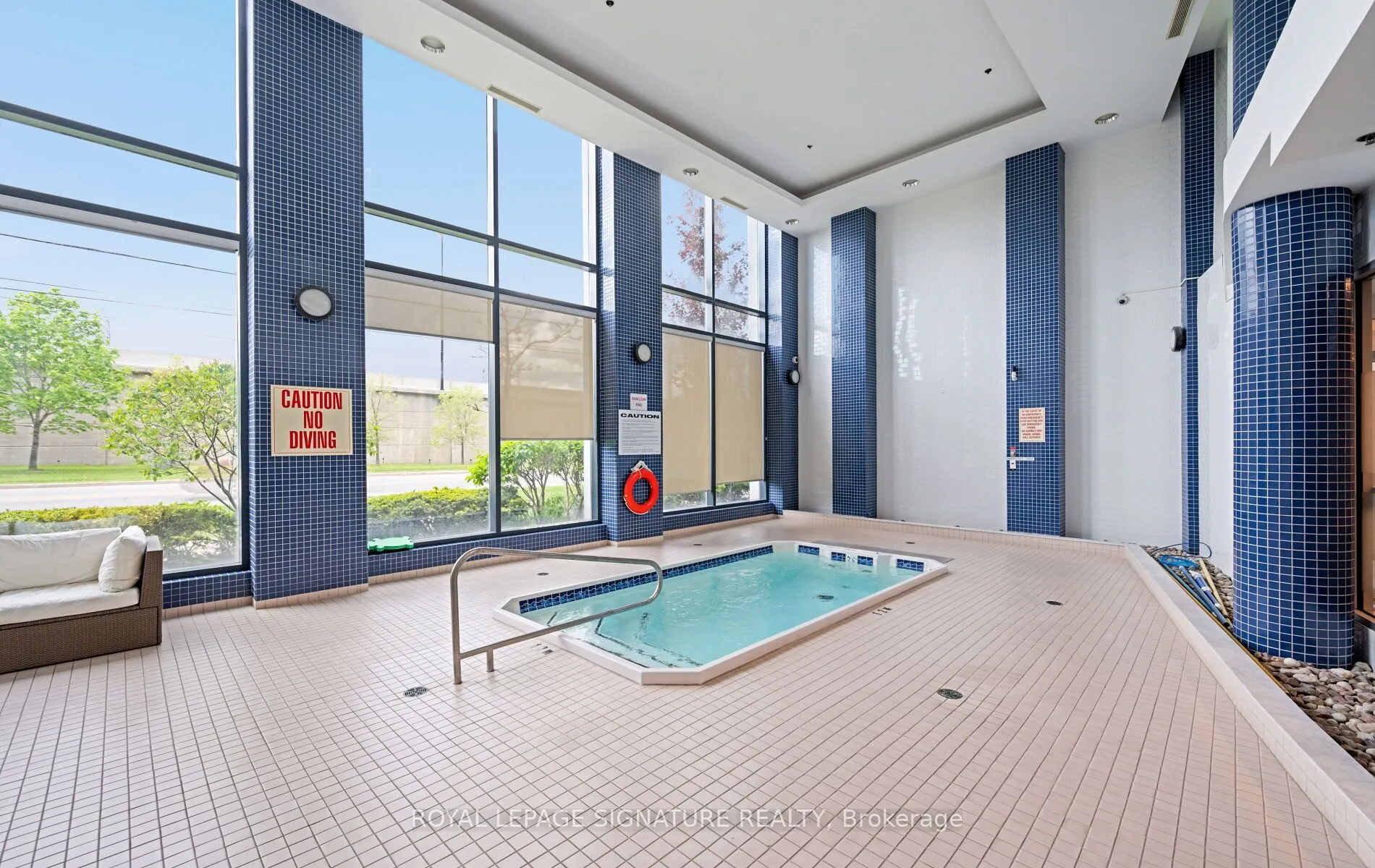 2083 Lake Shore Boulevard W, #1613