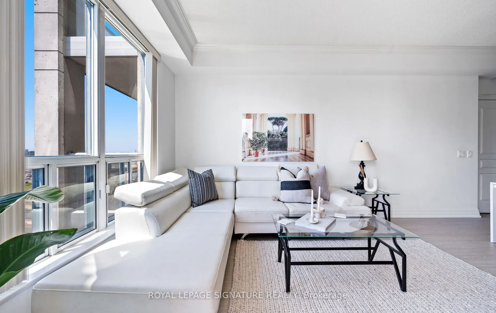 2083 Lake Shore Boulevard W, #1613