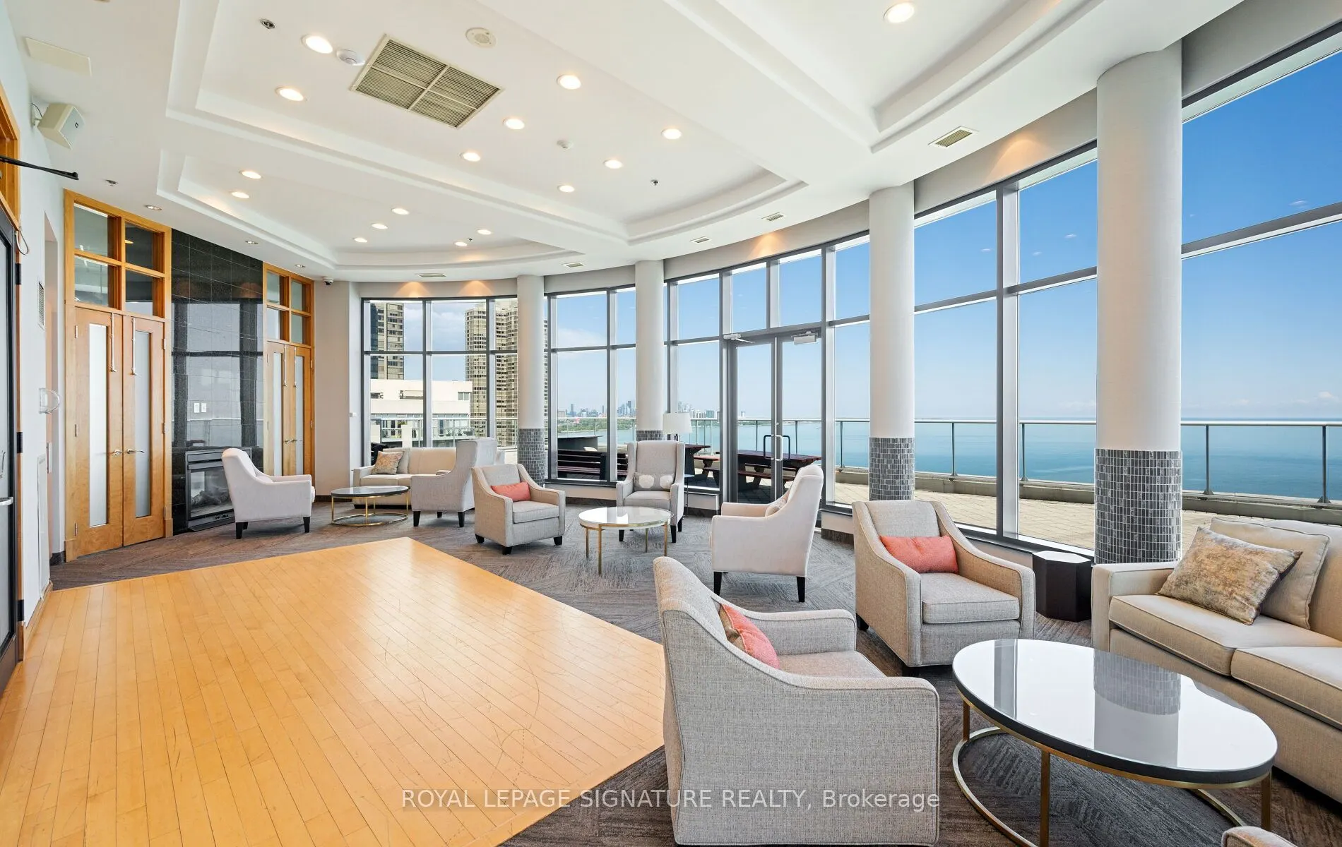 2083 Lake Shore Boulevard W, #1613