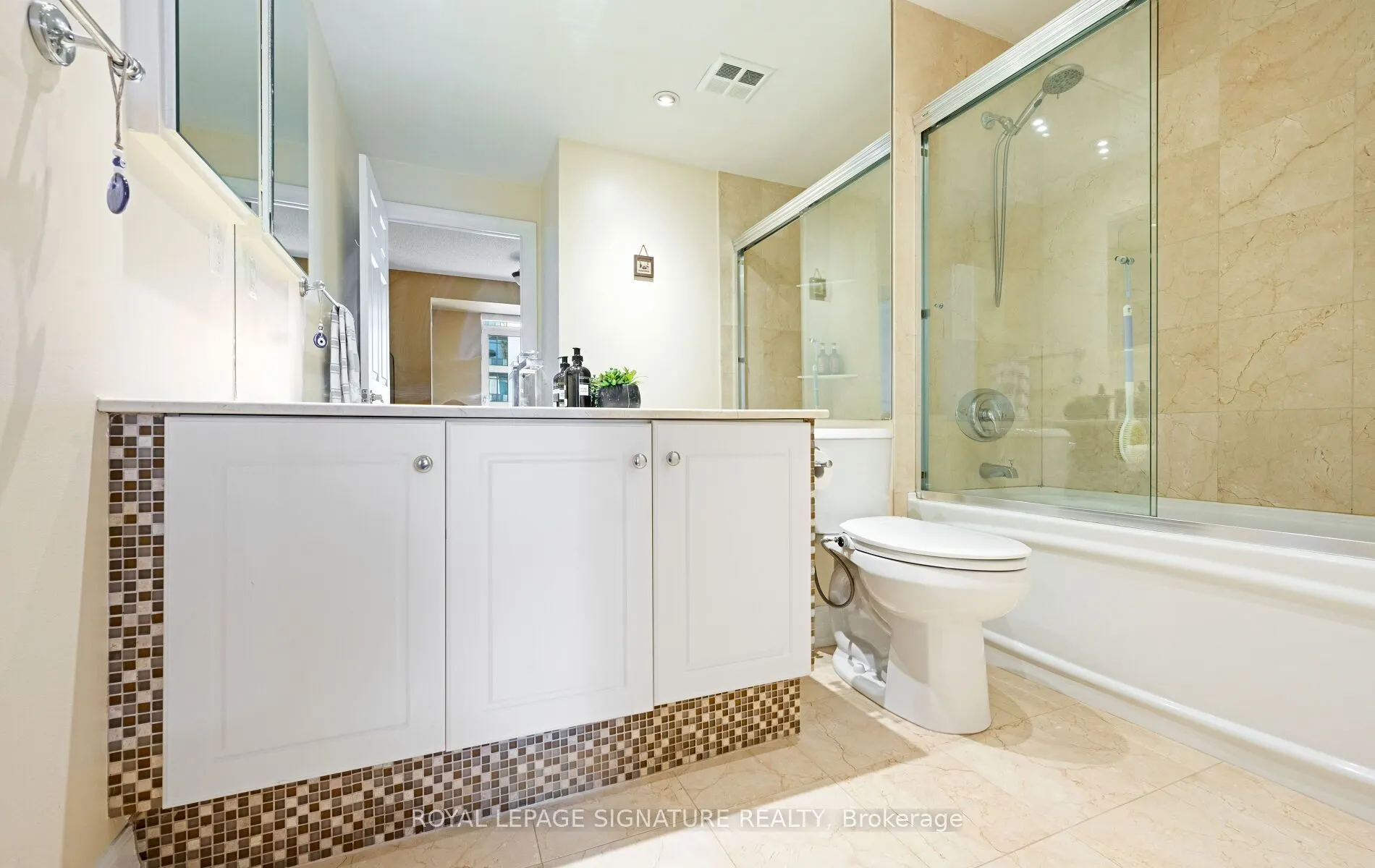 2083 Lake Shore Boulevard W, #1613