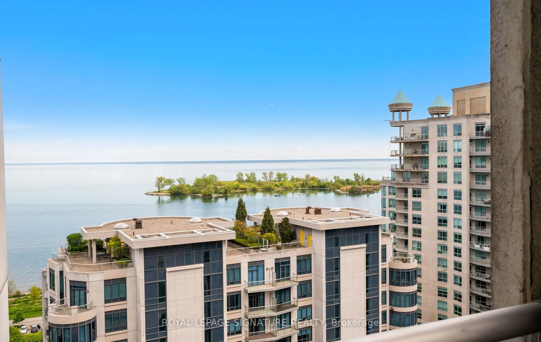 2083 Lake Shore Boulevard W, #1613