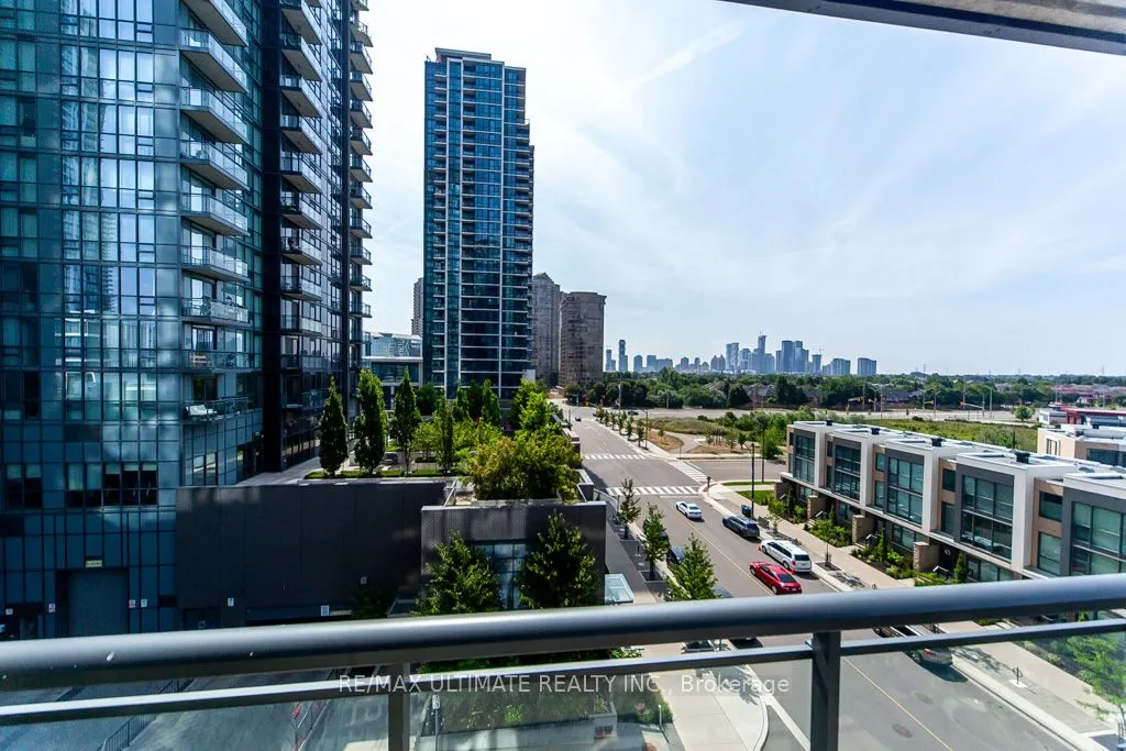 5033 Four Springs Avenue, #512
