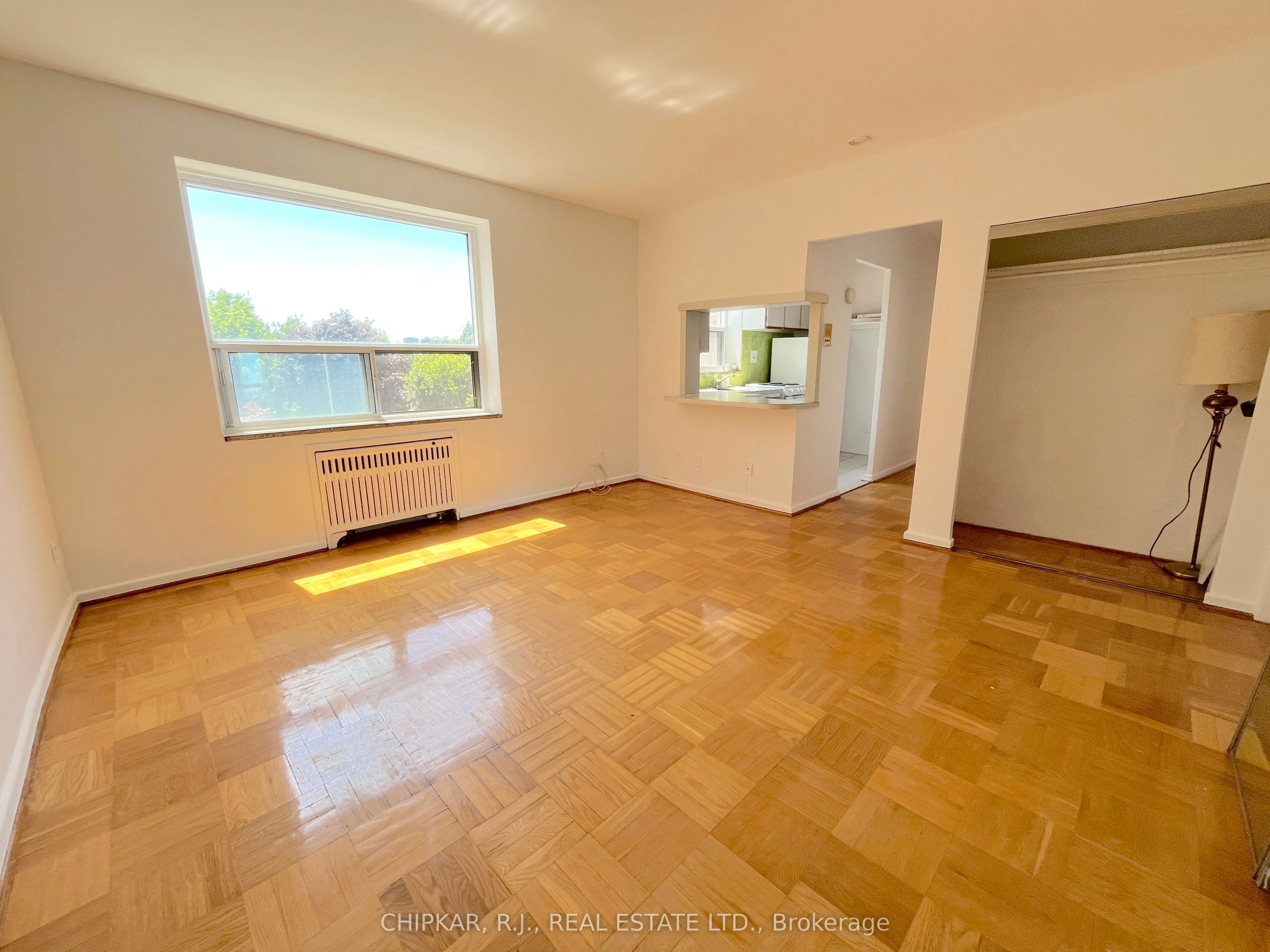2000 Bloor Street W, #315
