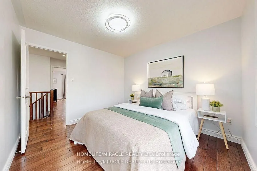 949 Zelinsky Crescent