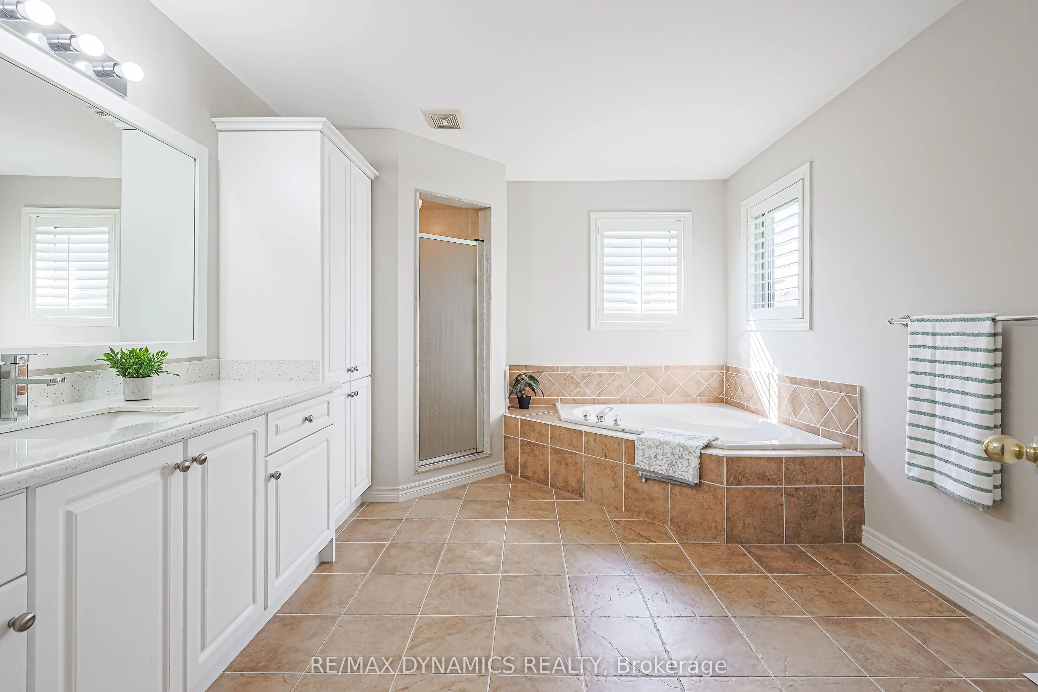 2381 GRAND OAK Trail
