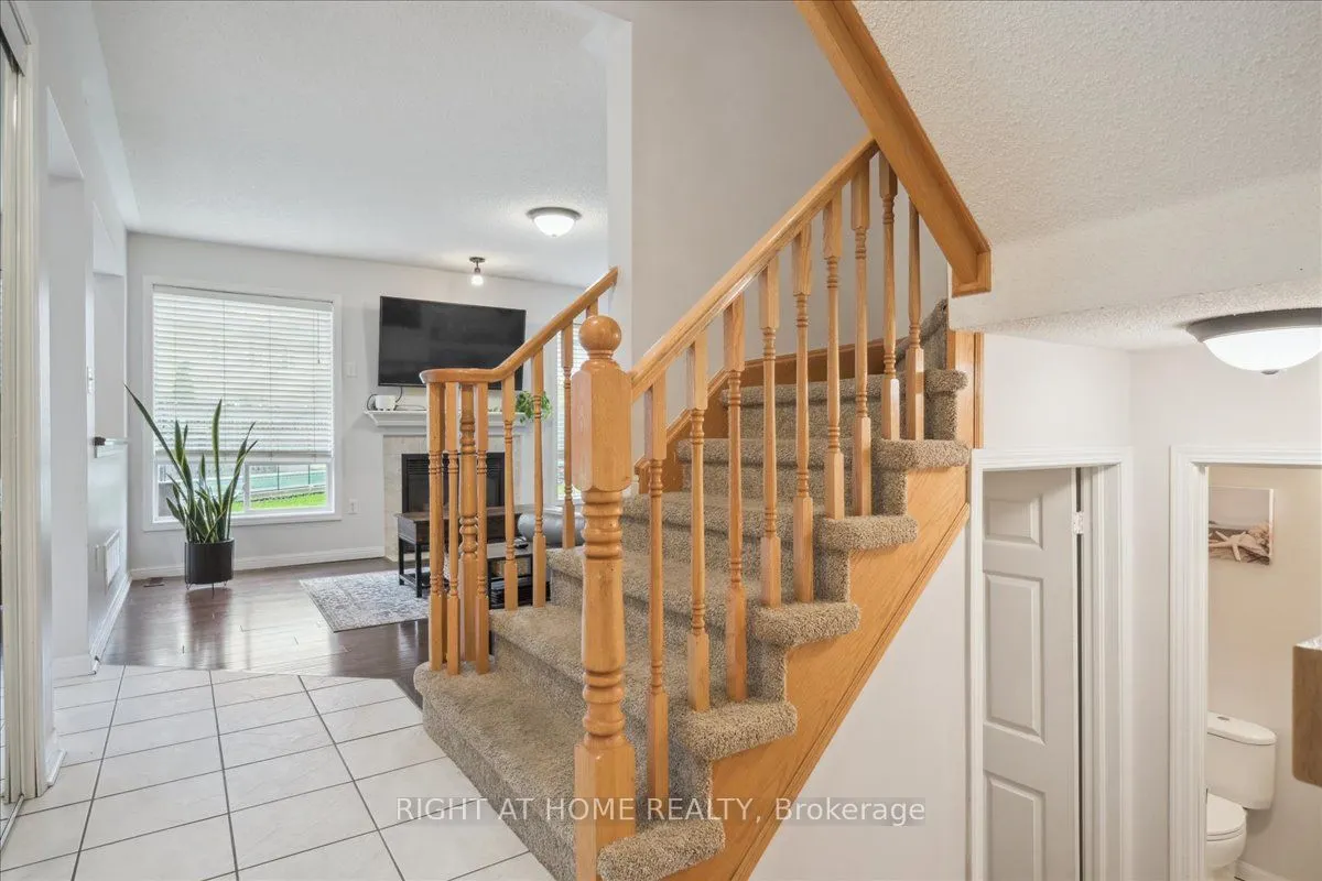 477 Farlow Crescent
