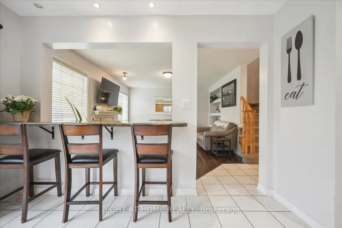 477 Farlow Crescent