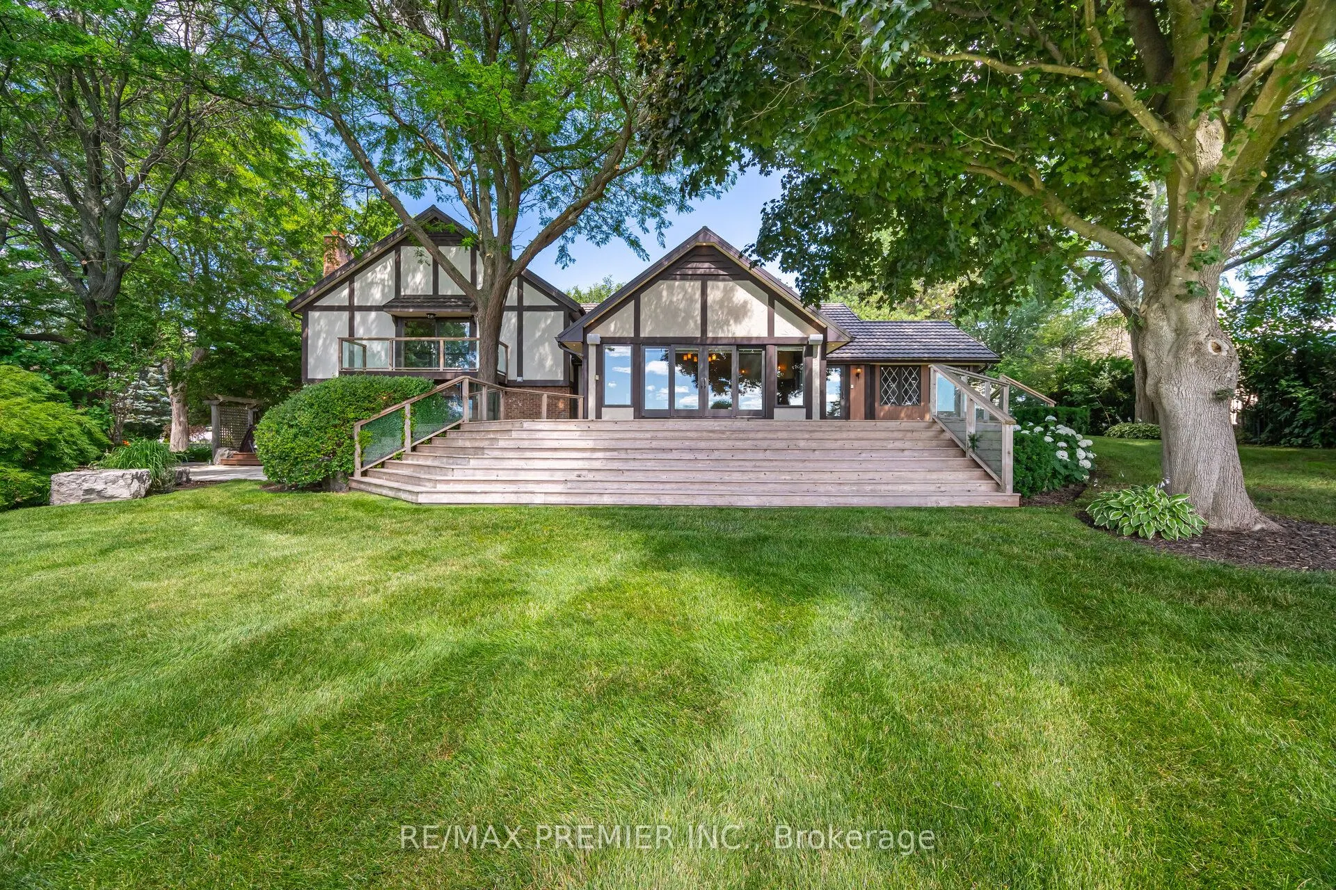 18 Ingleview Drive