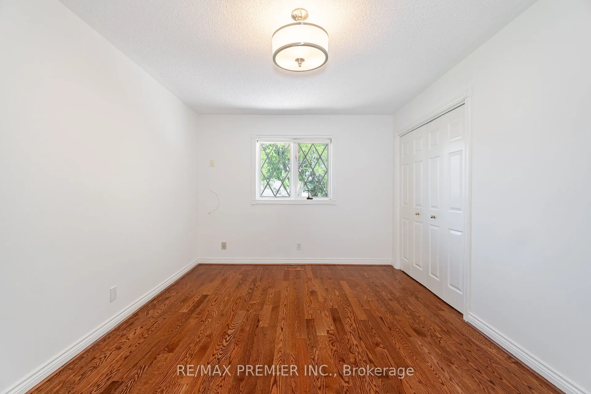 18 Ingleview Drive