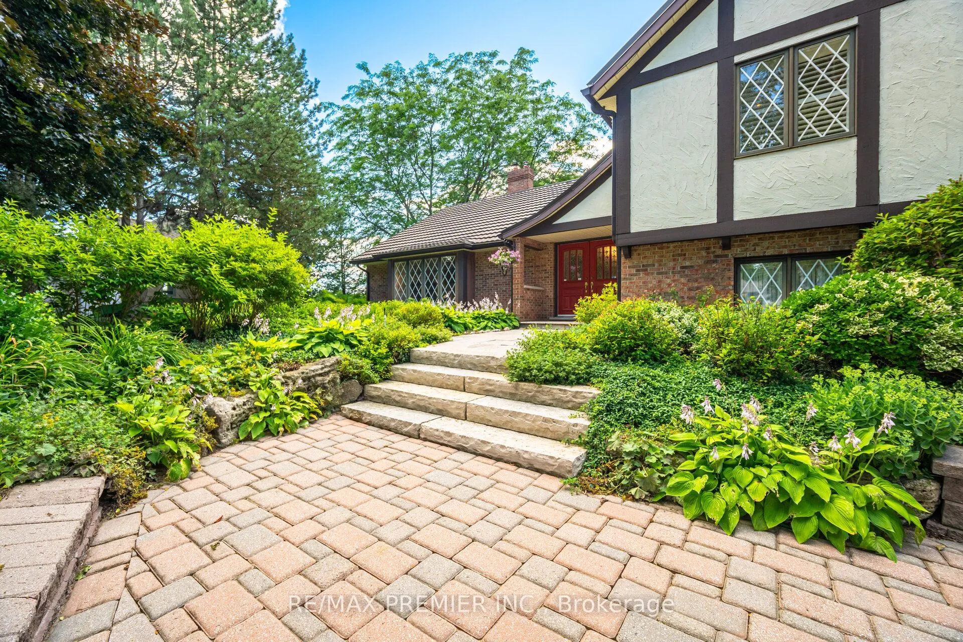 18 Ingleview Drive