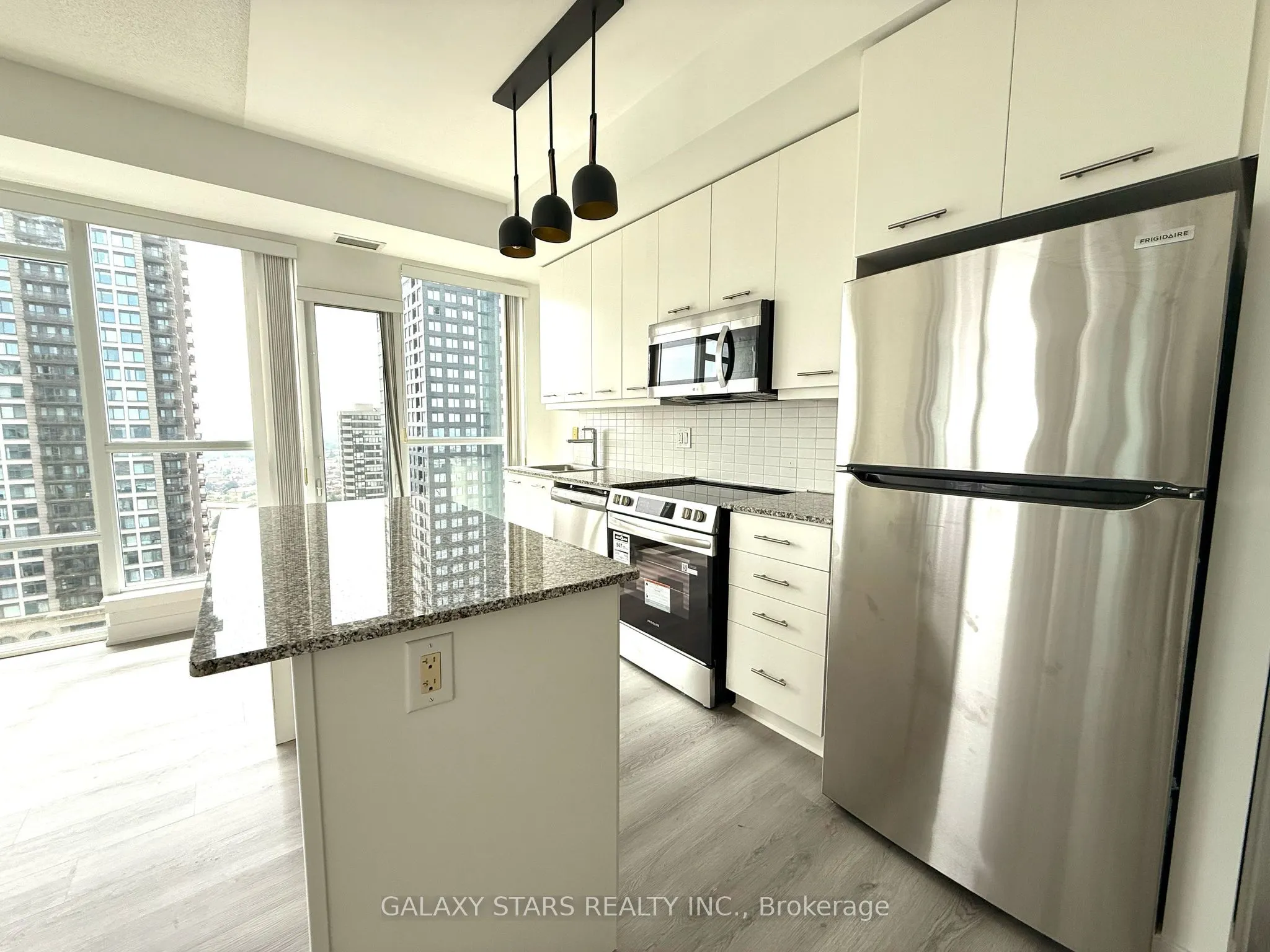 360 Square One Drive S, #1905