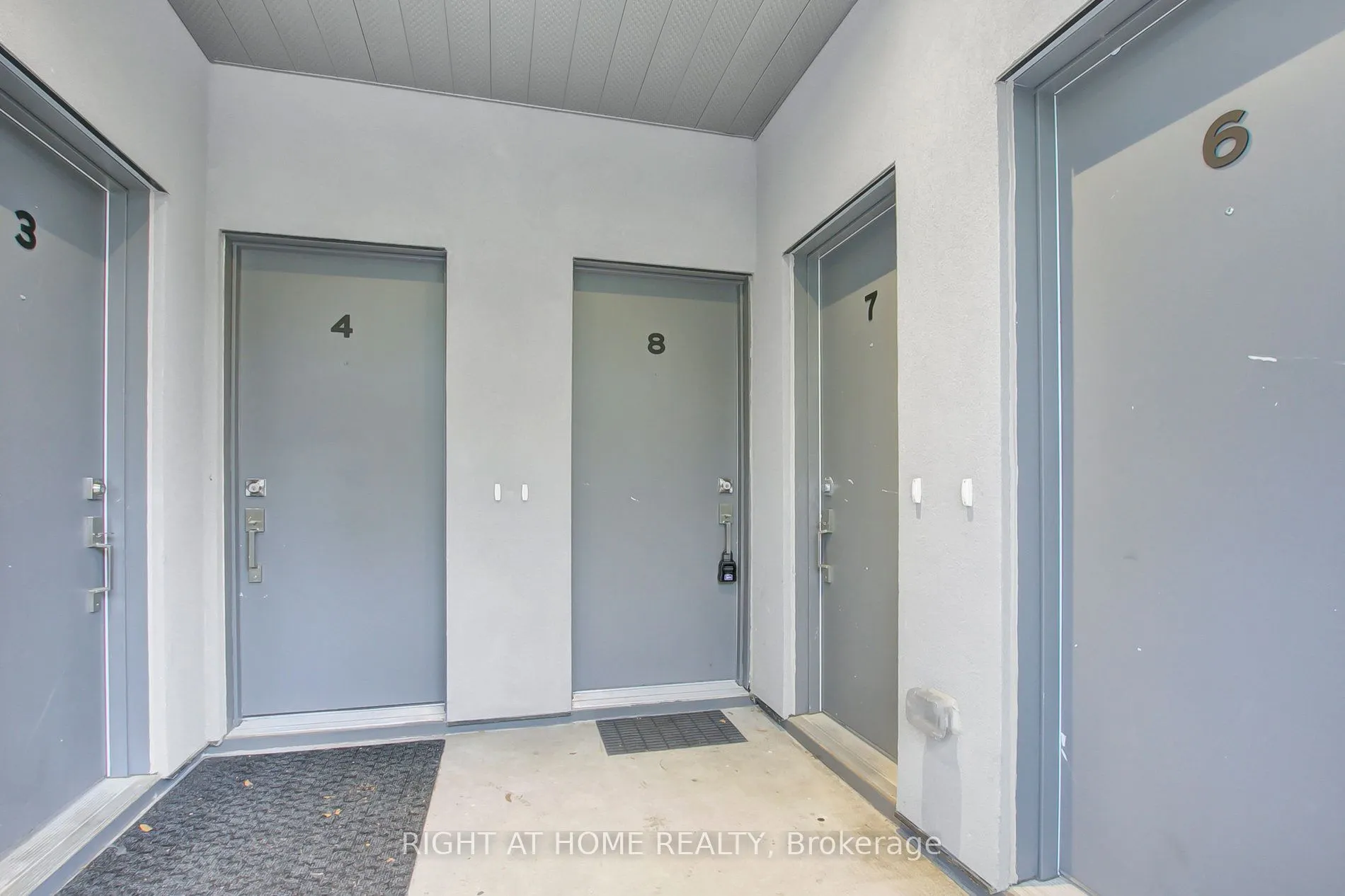 670 Atwater Avenue, #8