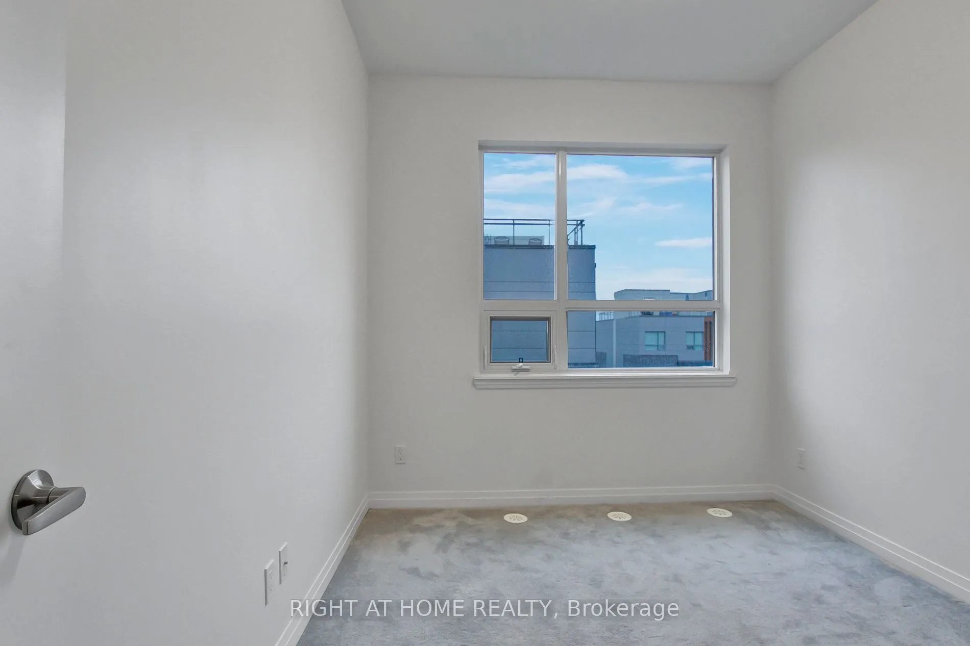 670 Atwater Avenue, #8