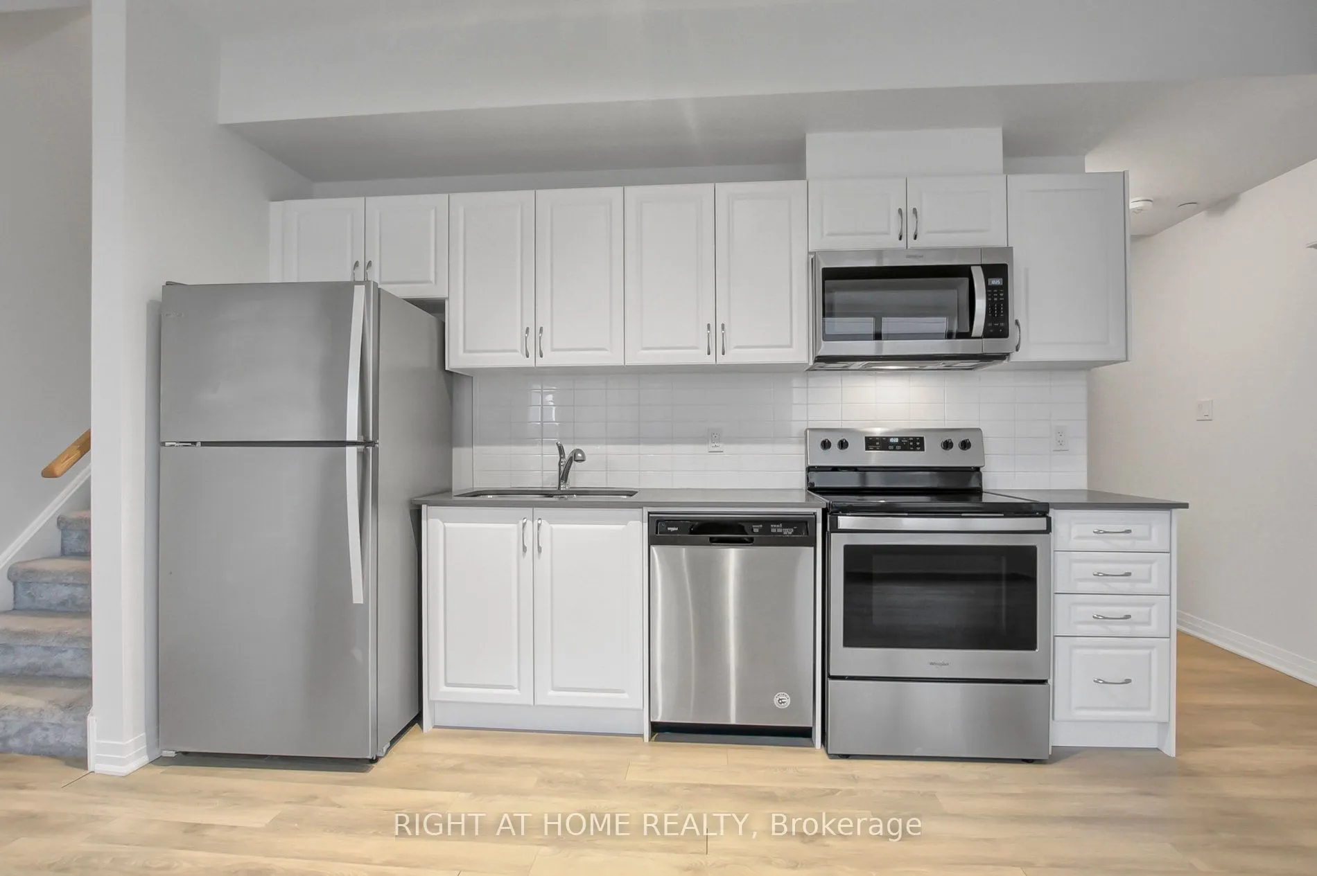 670 Atwater Avenue, #8