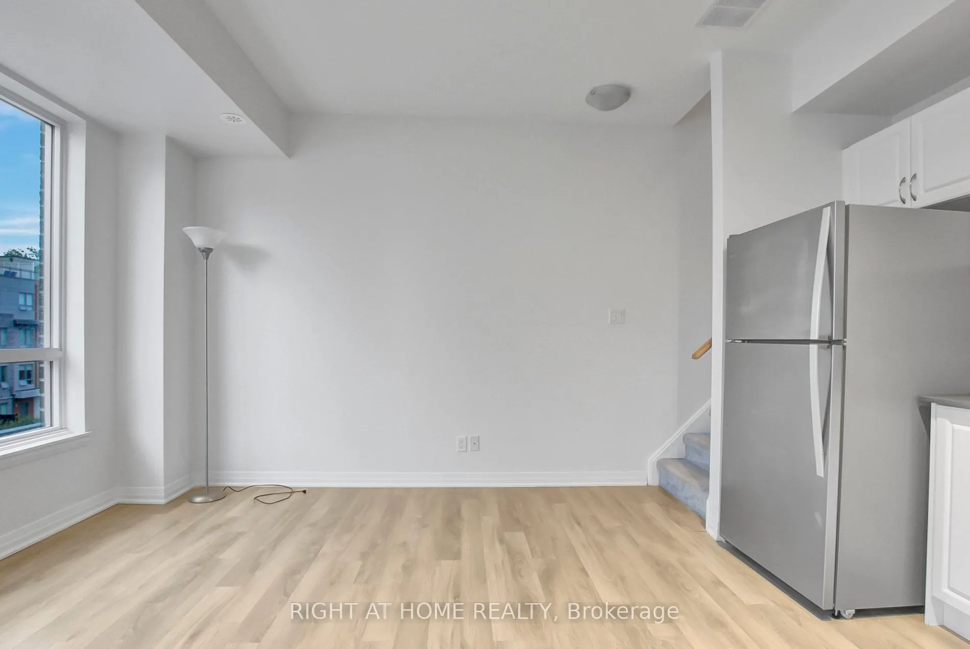 670 Atwater Avenue, #8