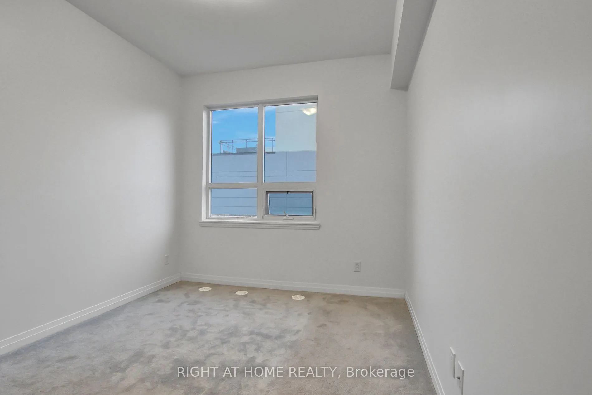 670 Atwater Avenue, #8