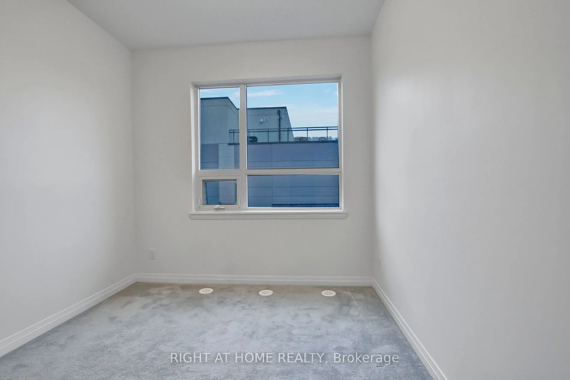 670 Atwater Avenue, #8