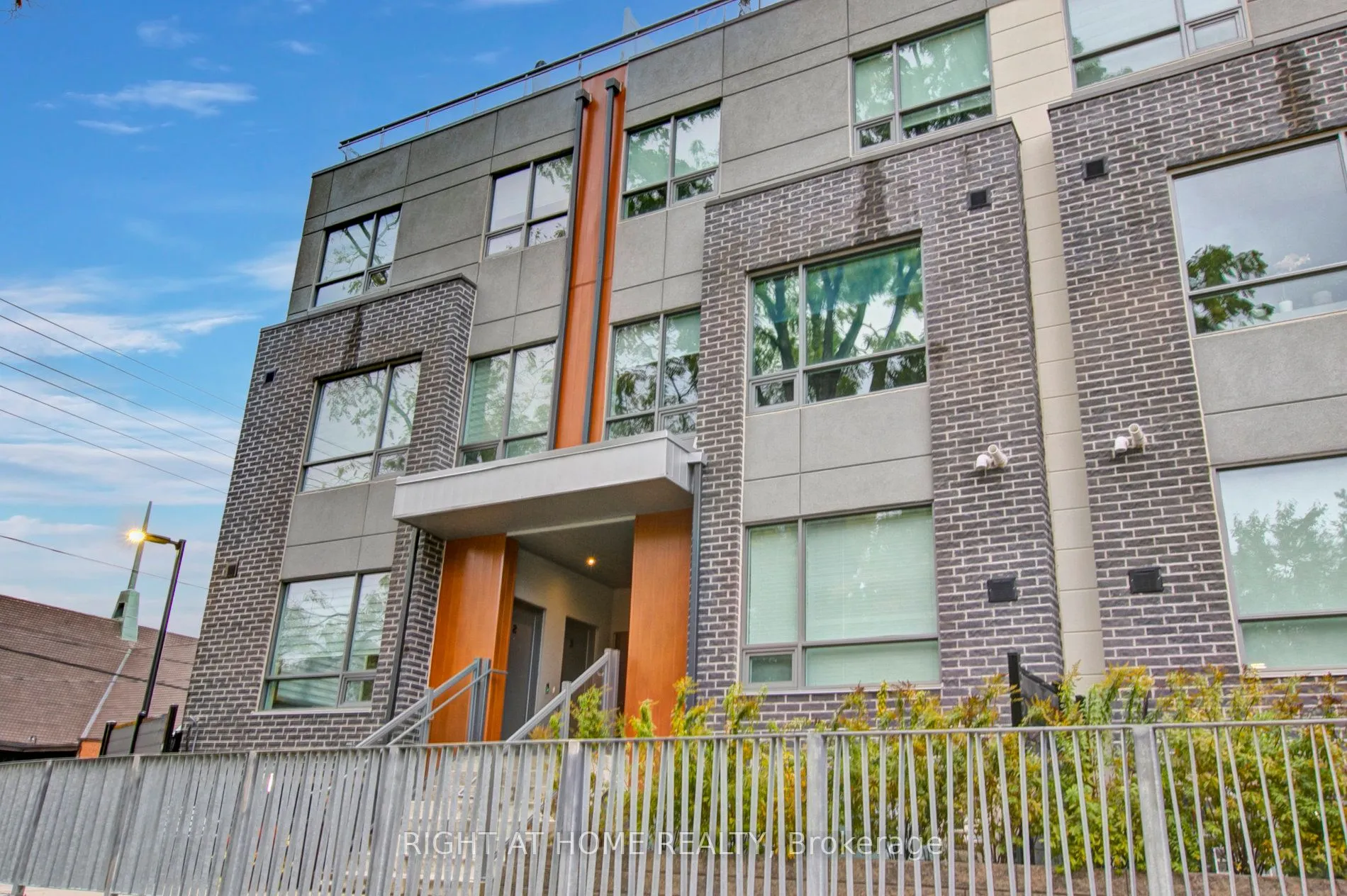 670 Atwater Avenue, #8