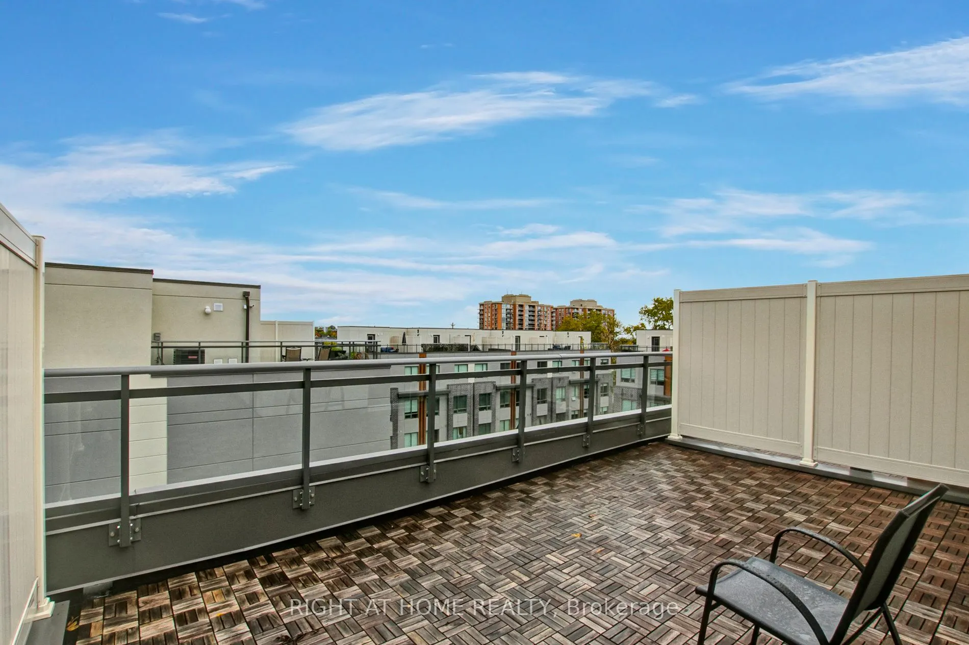 670 Atwater Avenue, #8