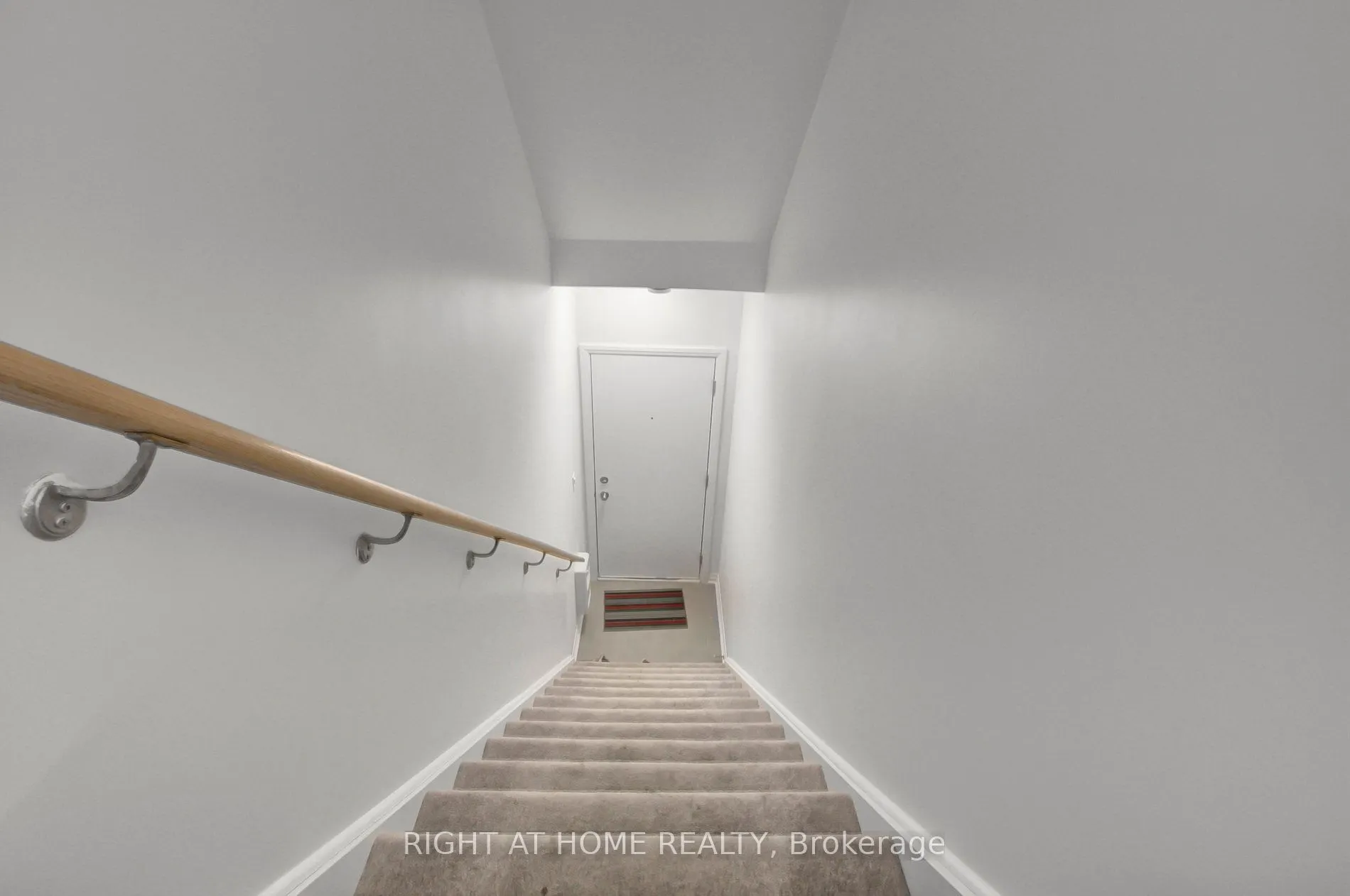670 Atwater Avenue, #8