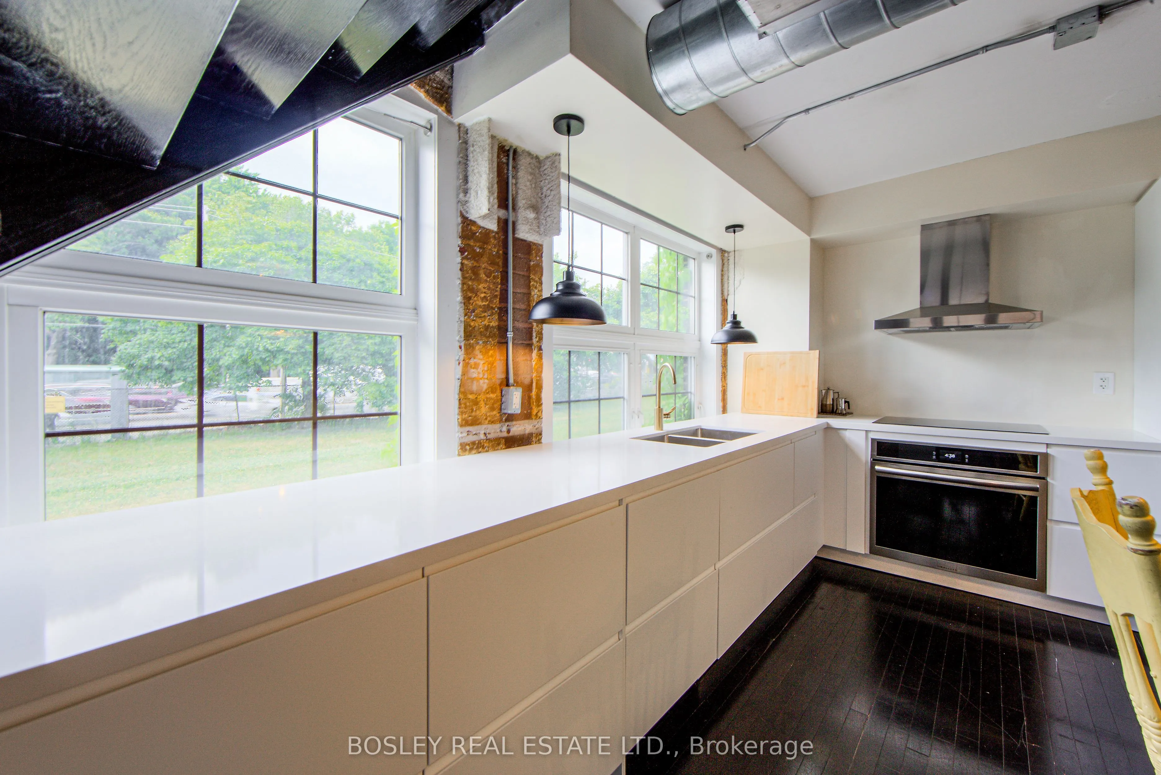 1100 Lansdowne Avenue, #338