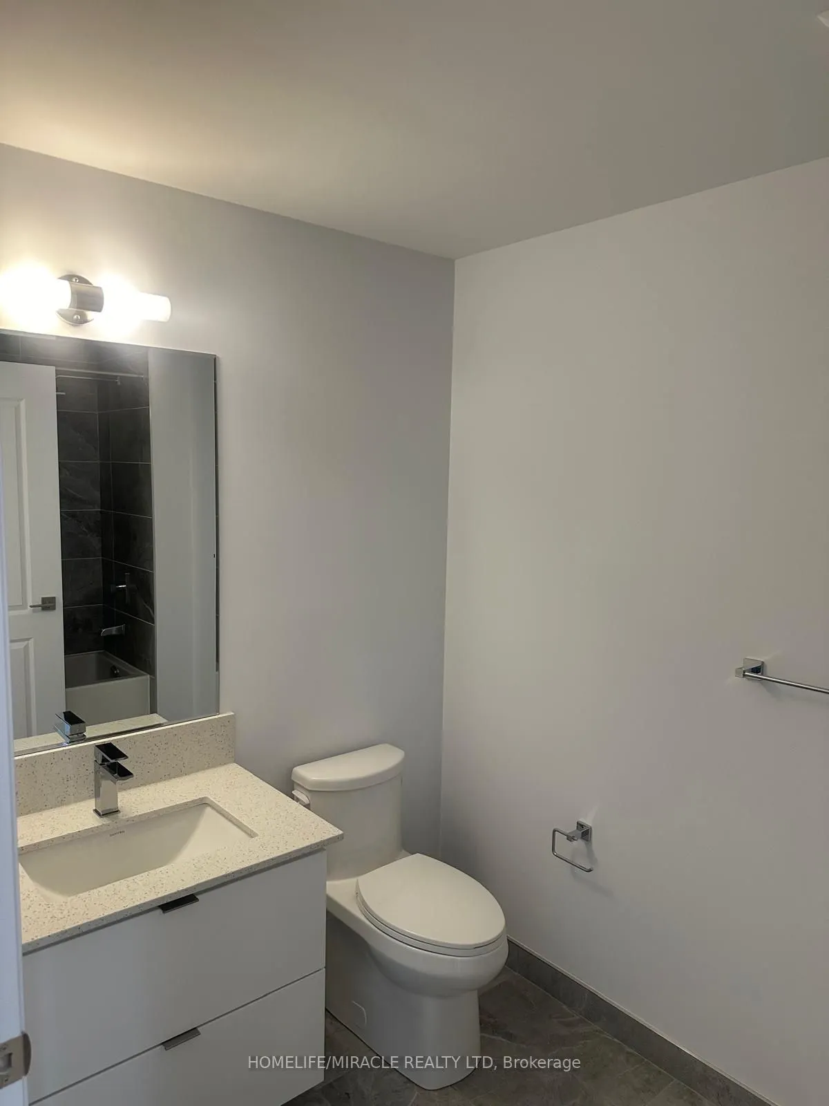 30 Elm Drive W, #909