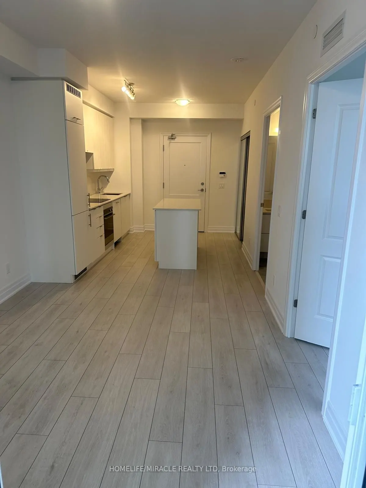 30 Elm Drive W, #909