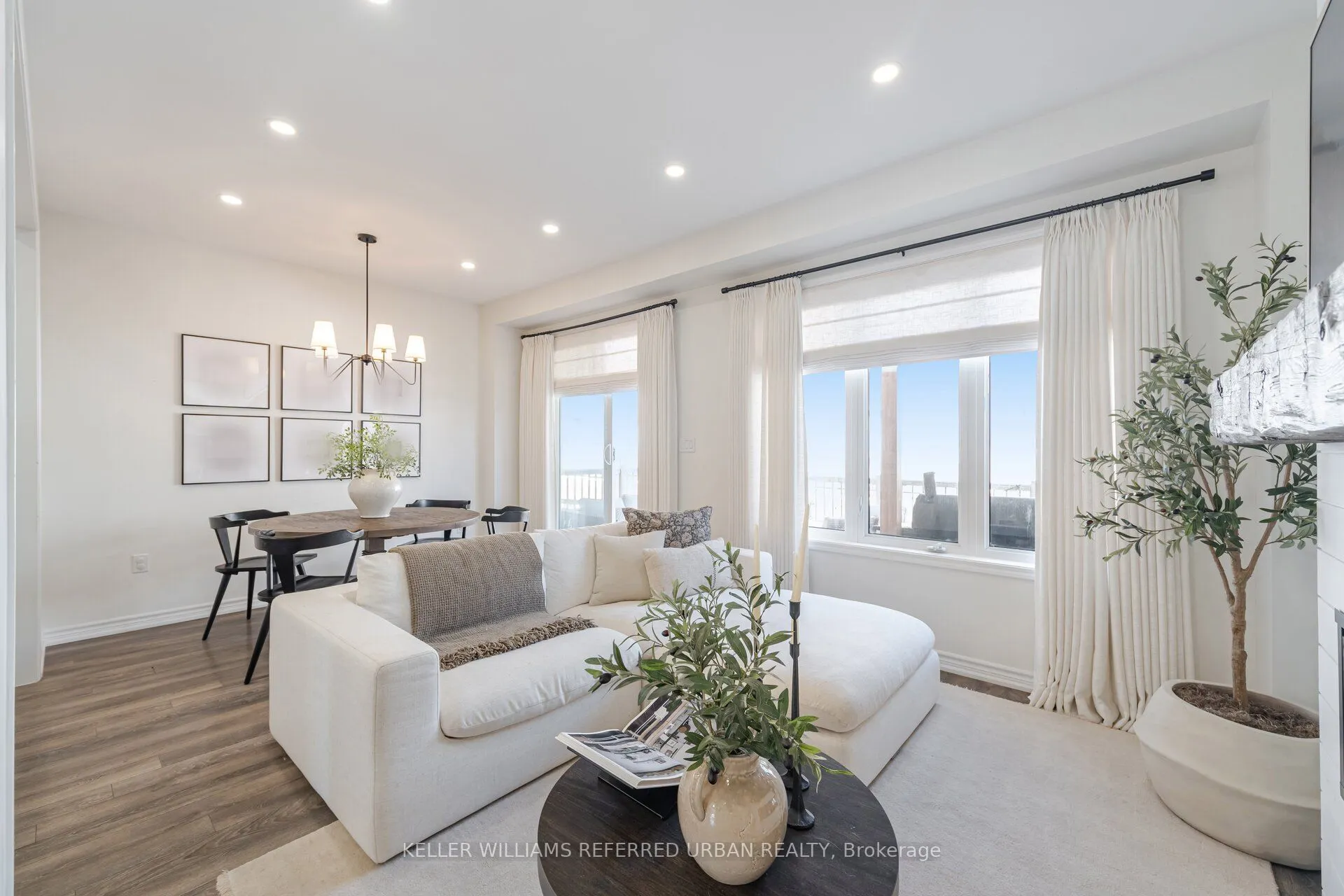 1222 Rose Way, #28