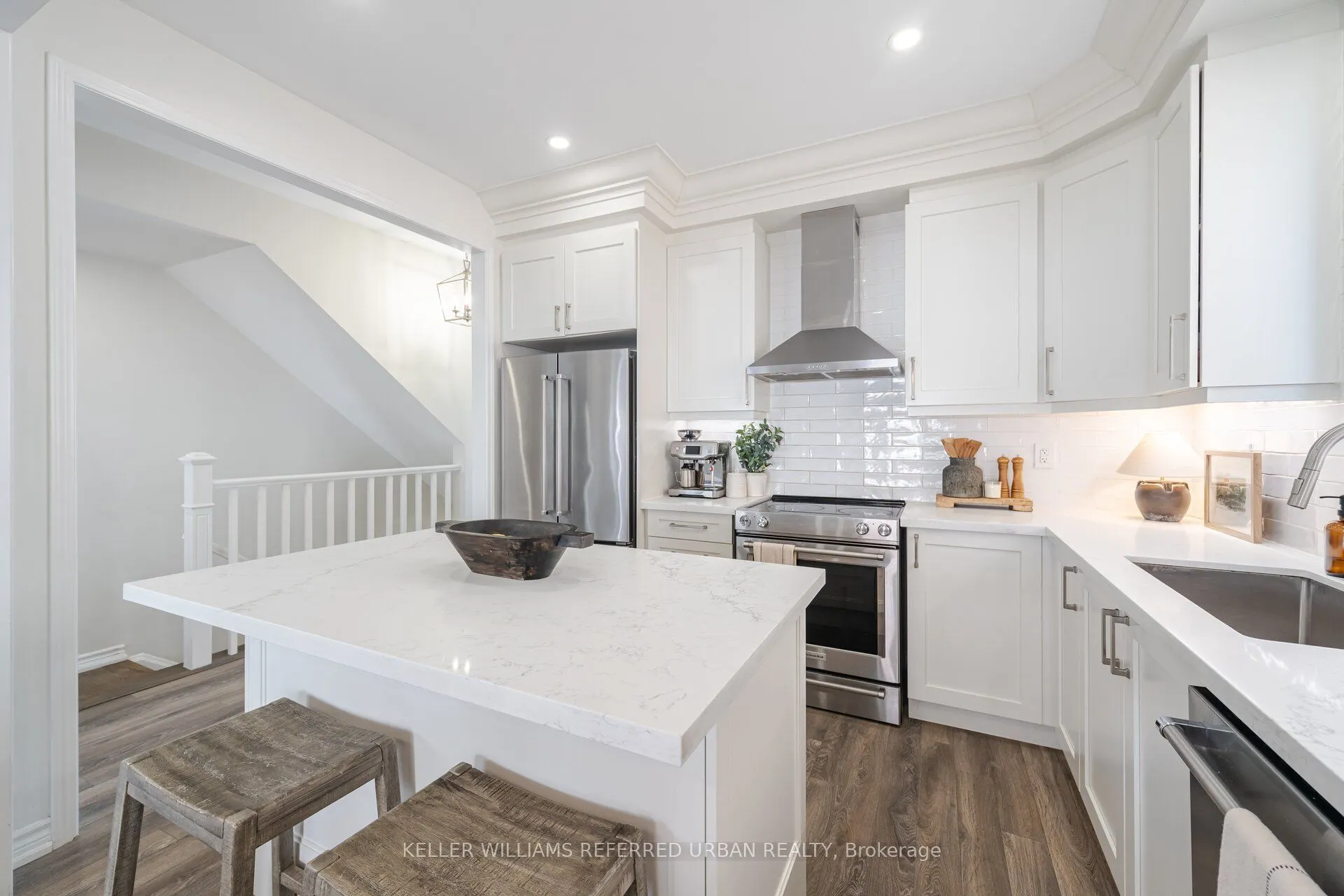 1222 Rose Way, #28