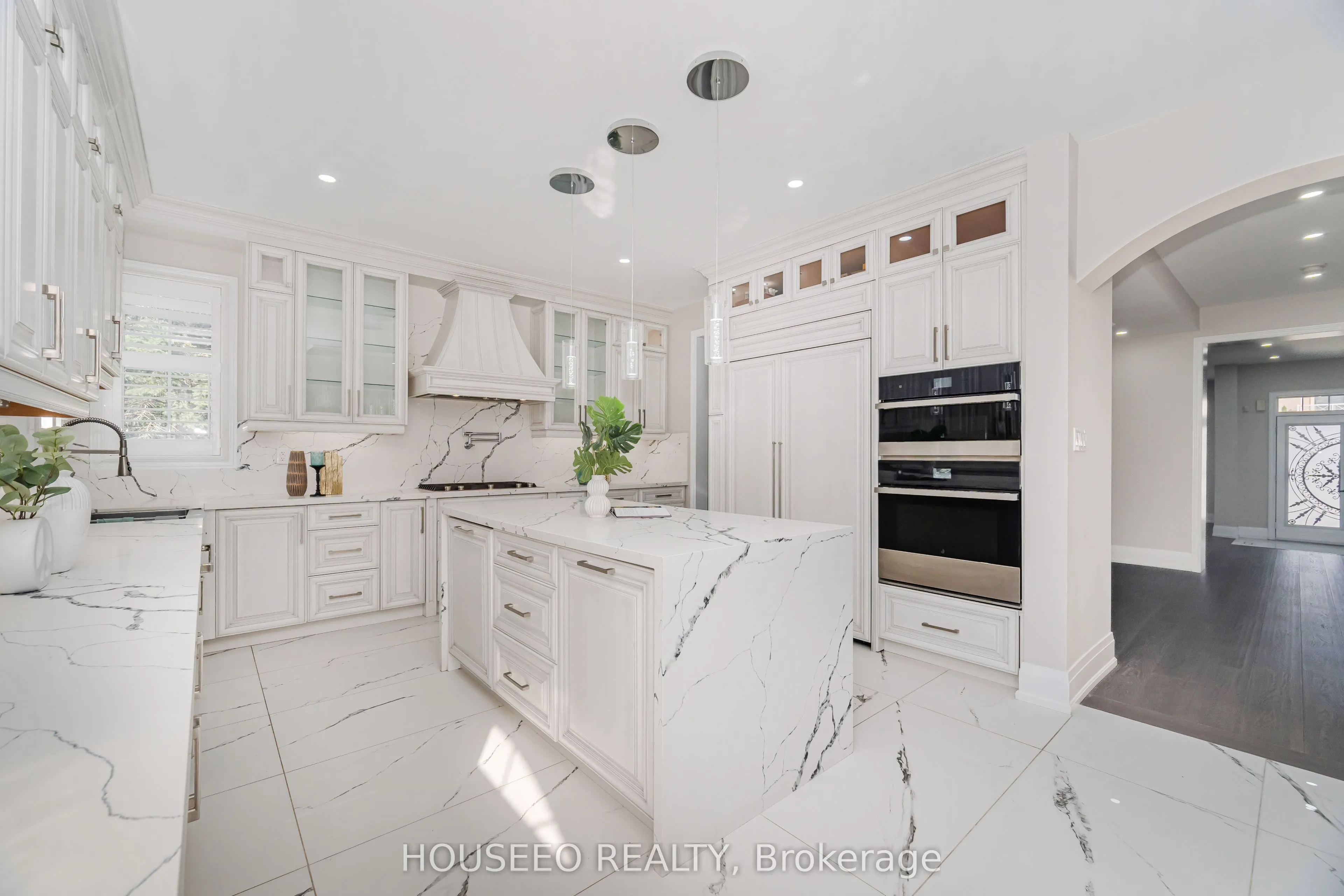 2 Richgrove Drive