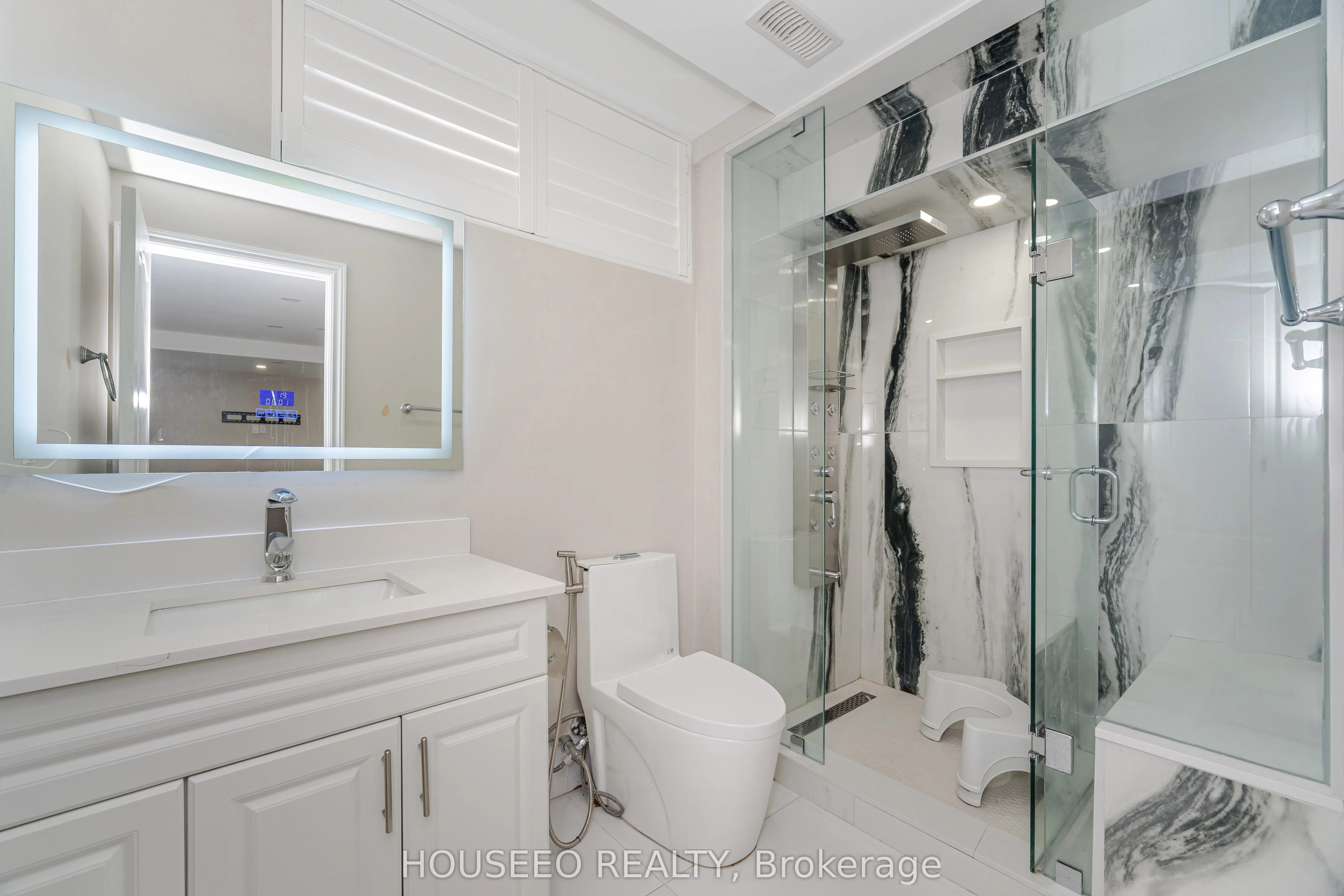 2 Richgrove Drive
