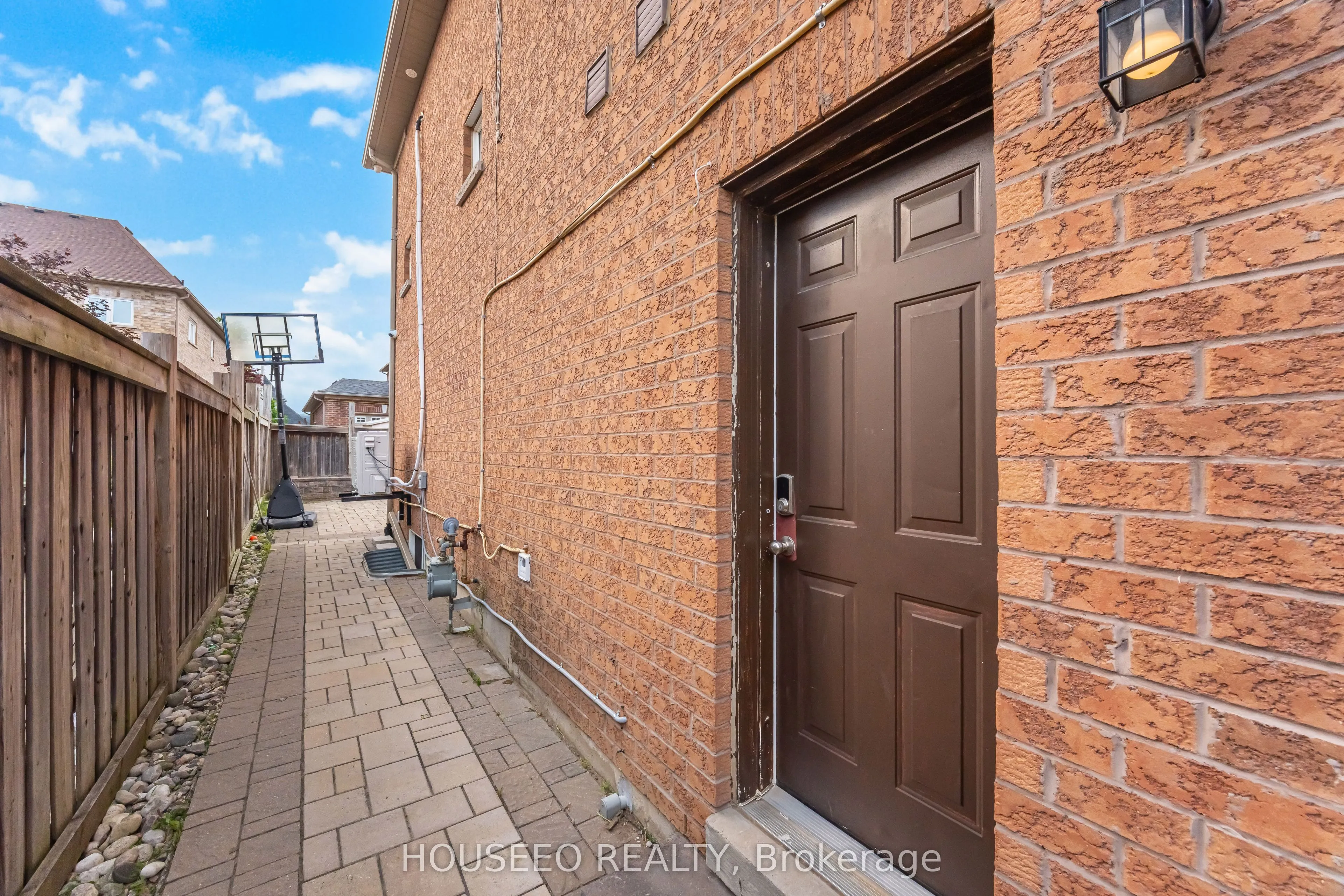2 Richgrove Drive