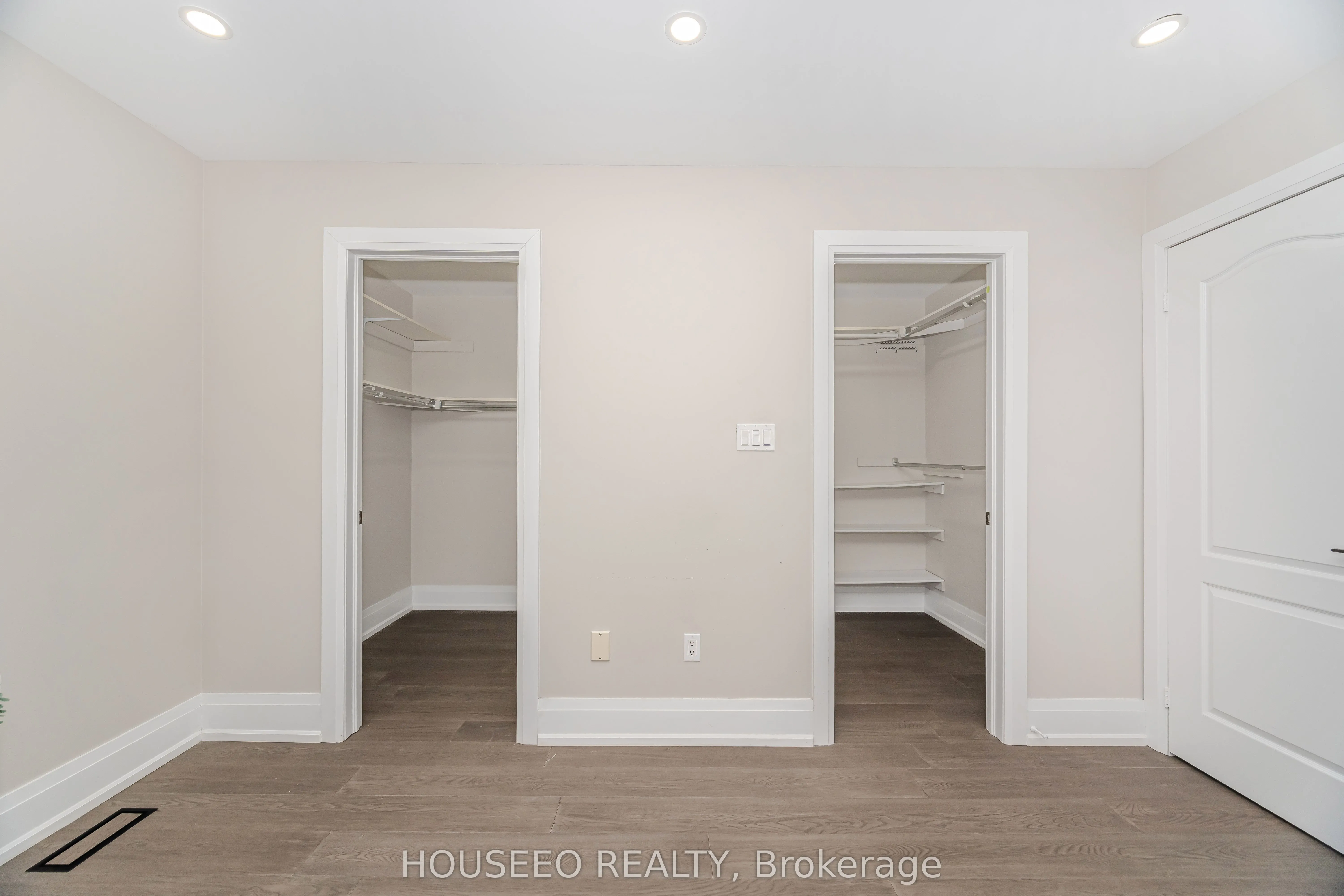 2 Richgrove Drive