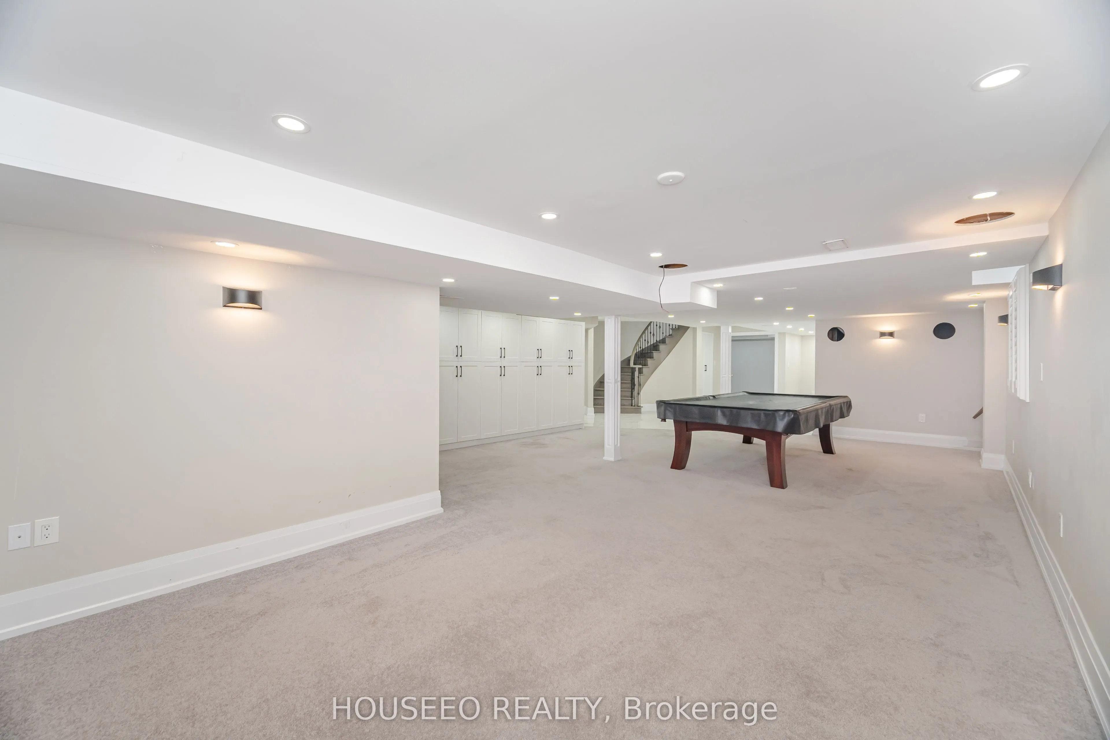 2 Richgrove Drive