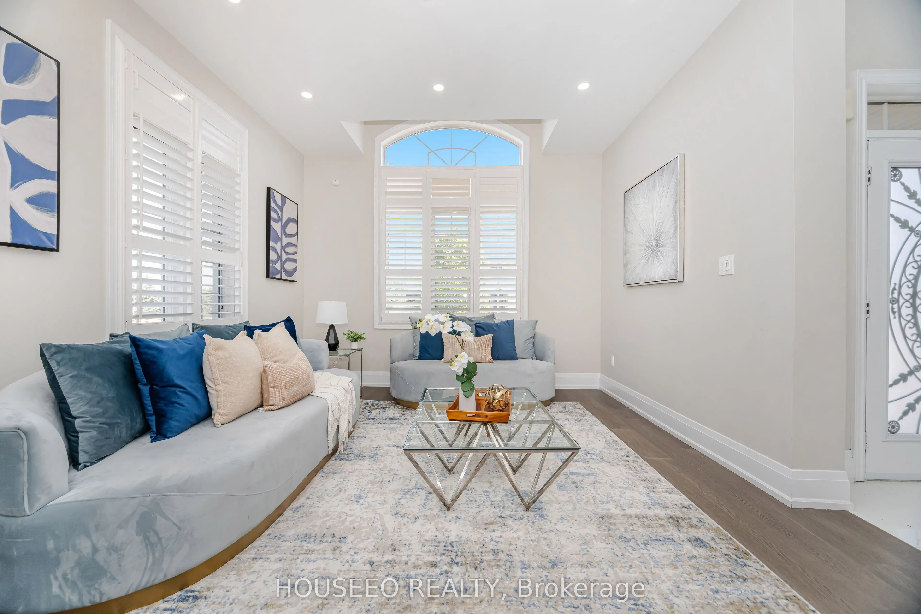 2 Richgrove Drive