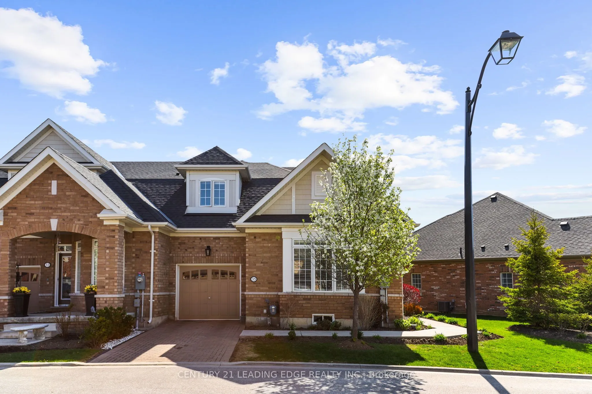 35 Lobelia Street #4