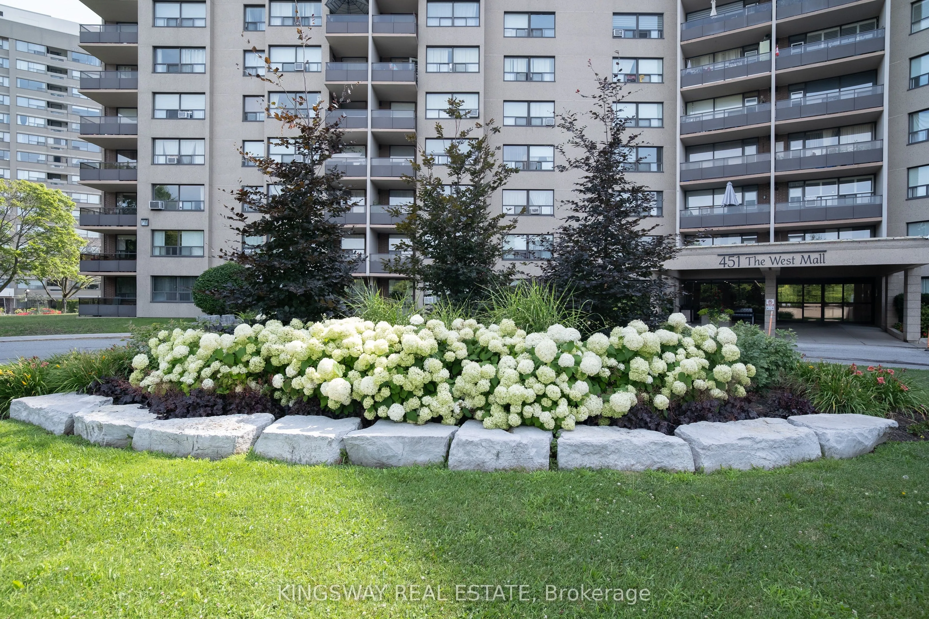451 The West Mall Drive, #518